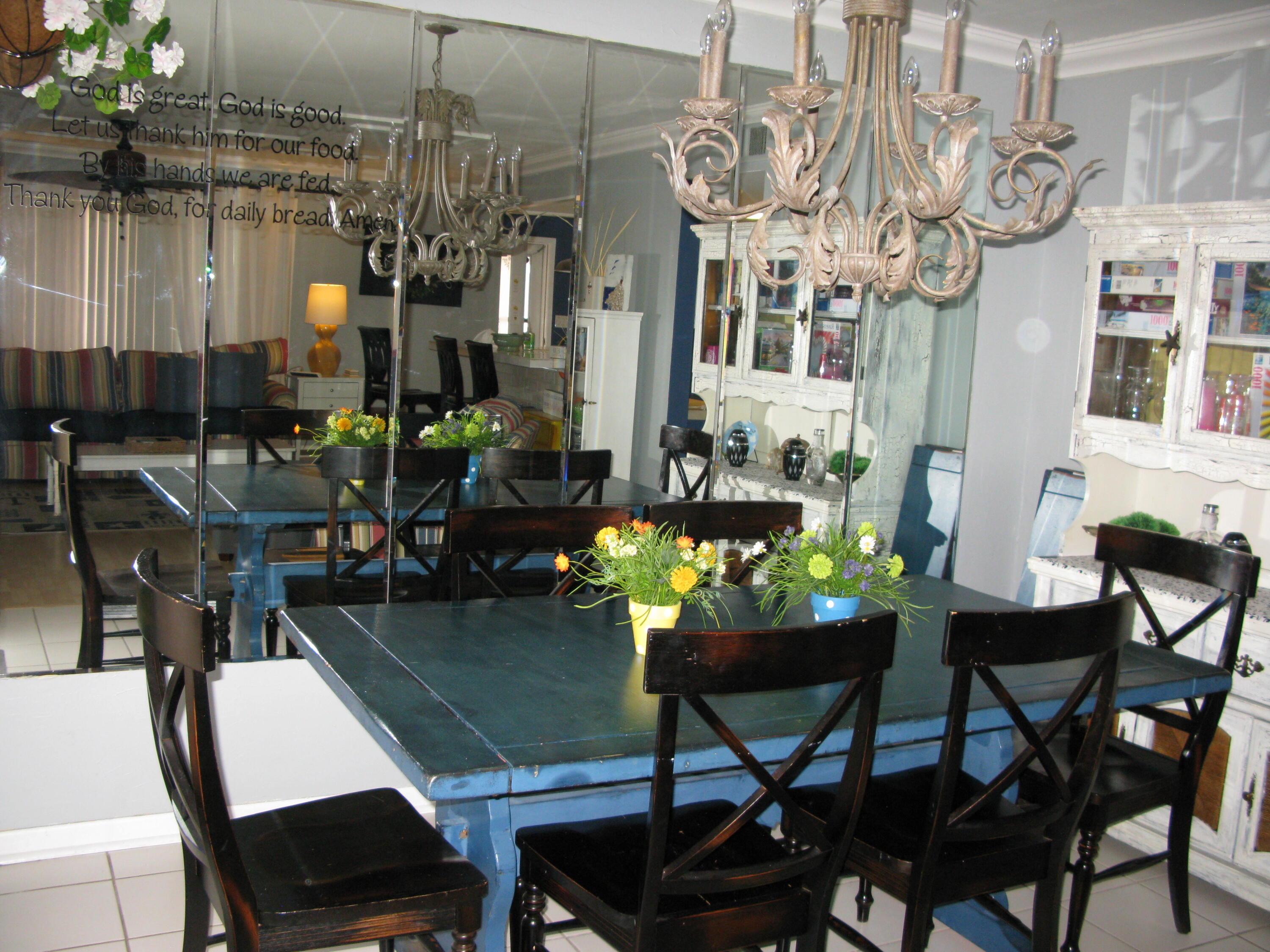 ANGLER AVENUE - Residential
