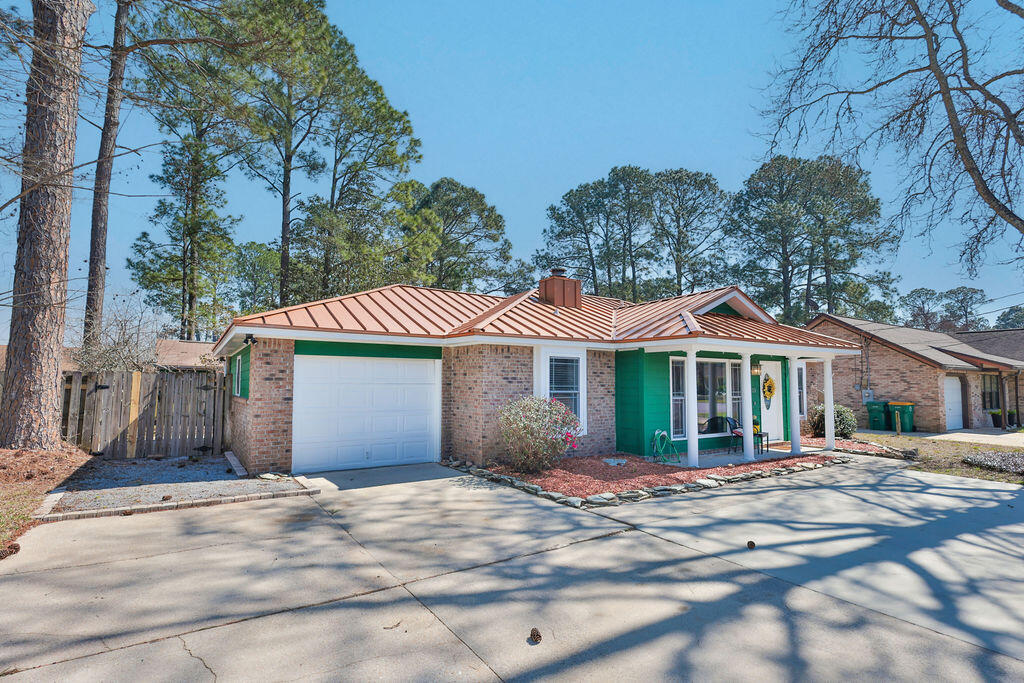 PINE MEADOWS 2ND ADDN - Residential