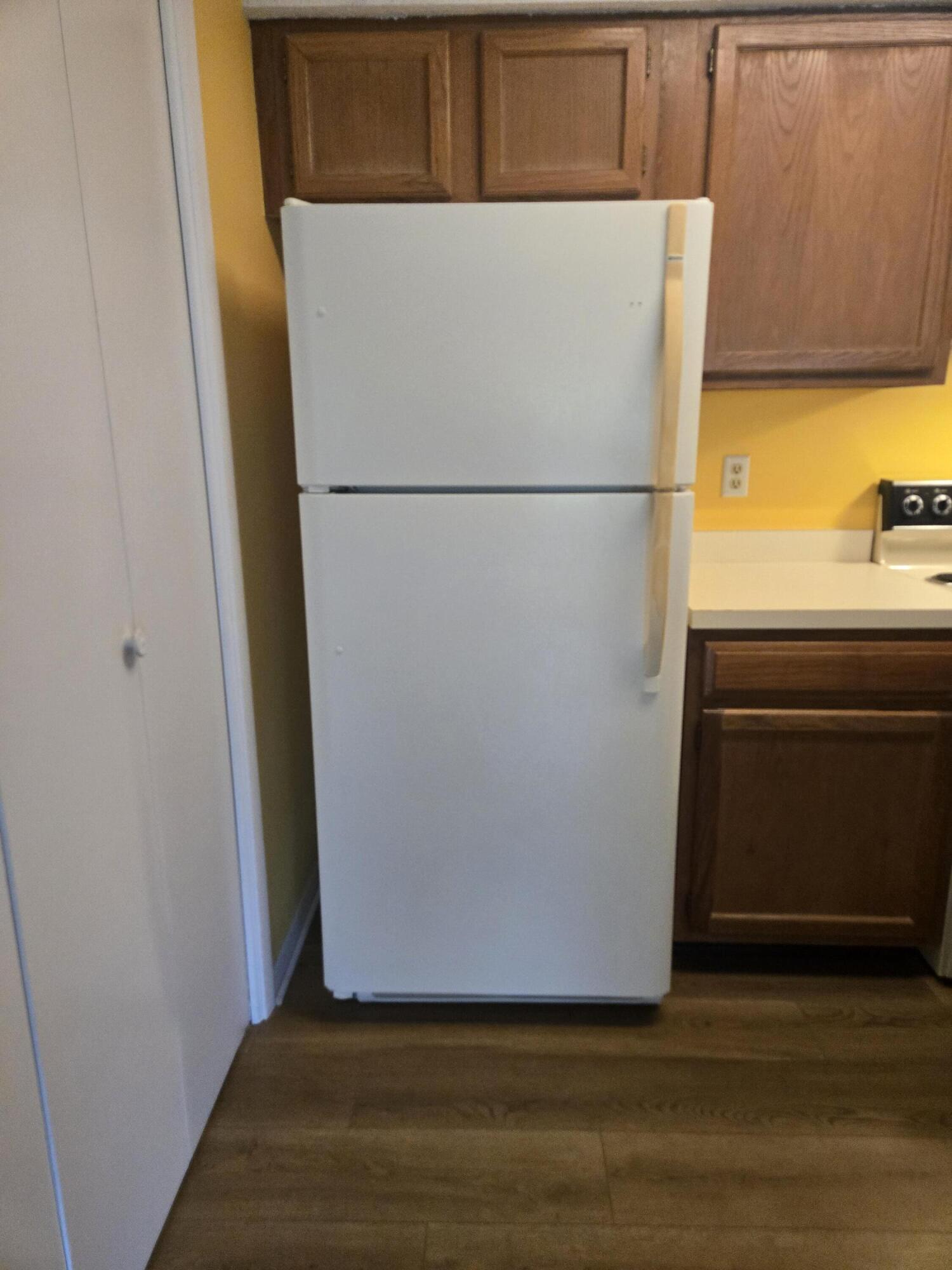 GARDEN OAKS CONDO UNIT 5202 - Residential