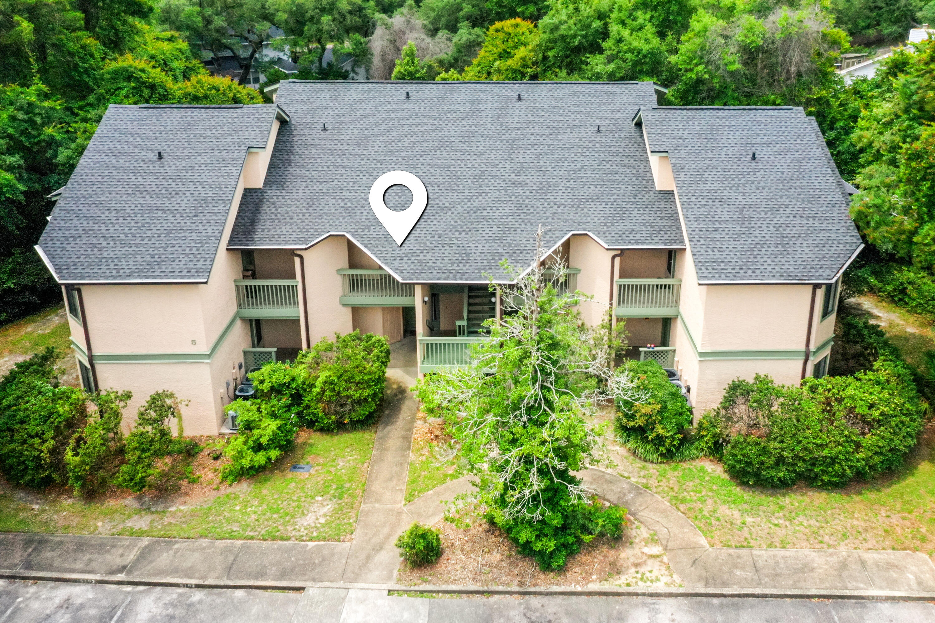 GARDEN OAKS CONDO UNIT 5202 - Residential