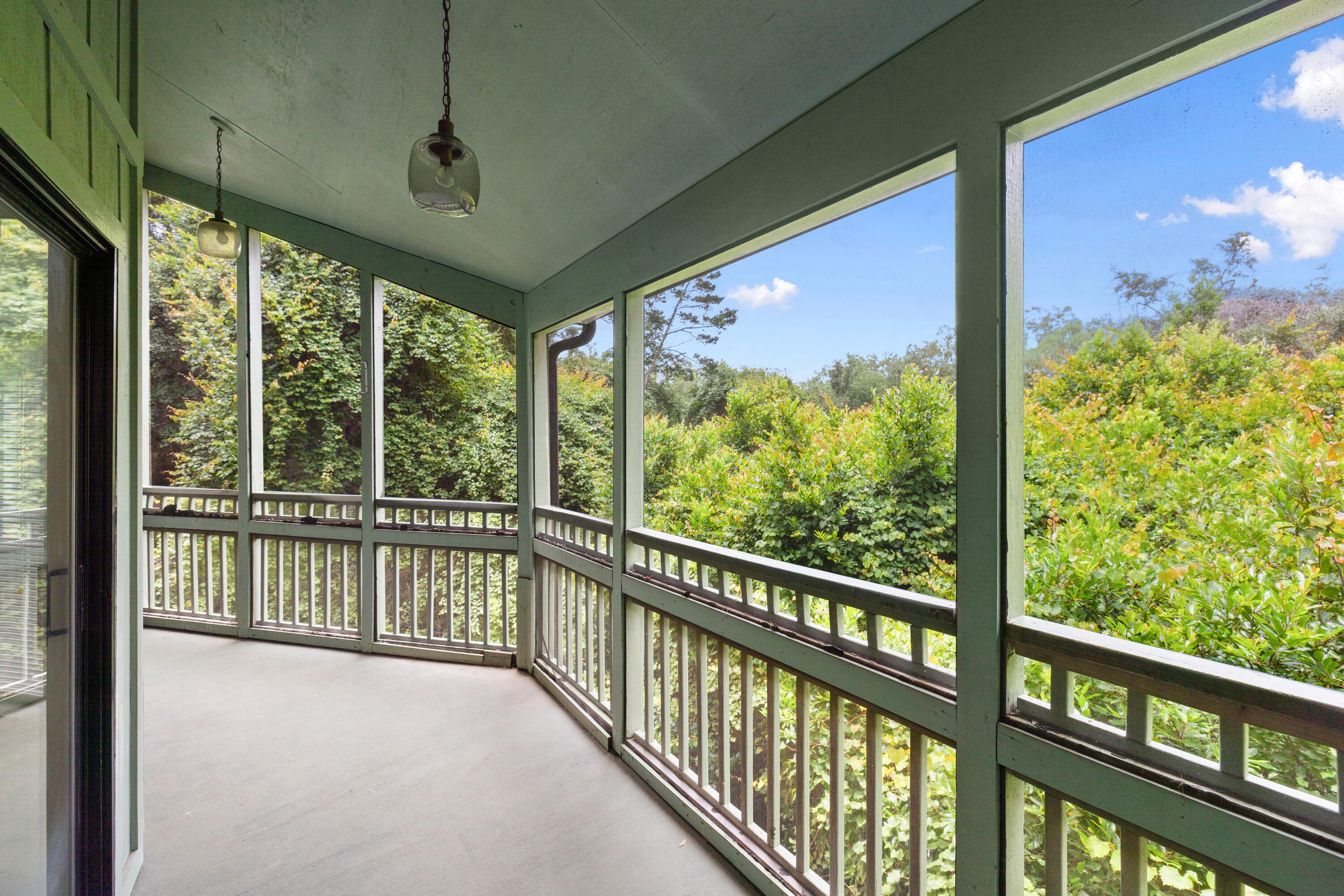 GARDEN OAKS CONDO UNIT 5202 - Residential