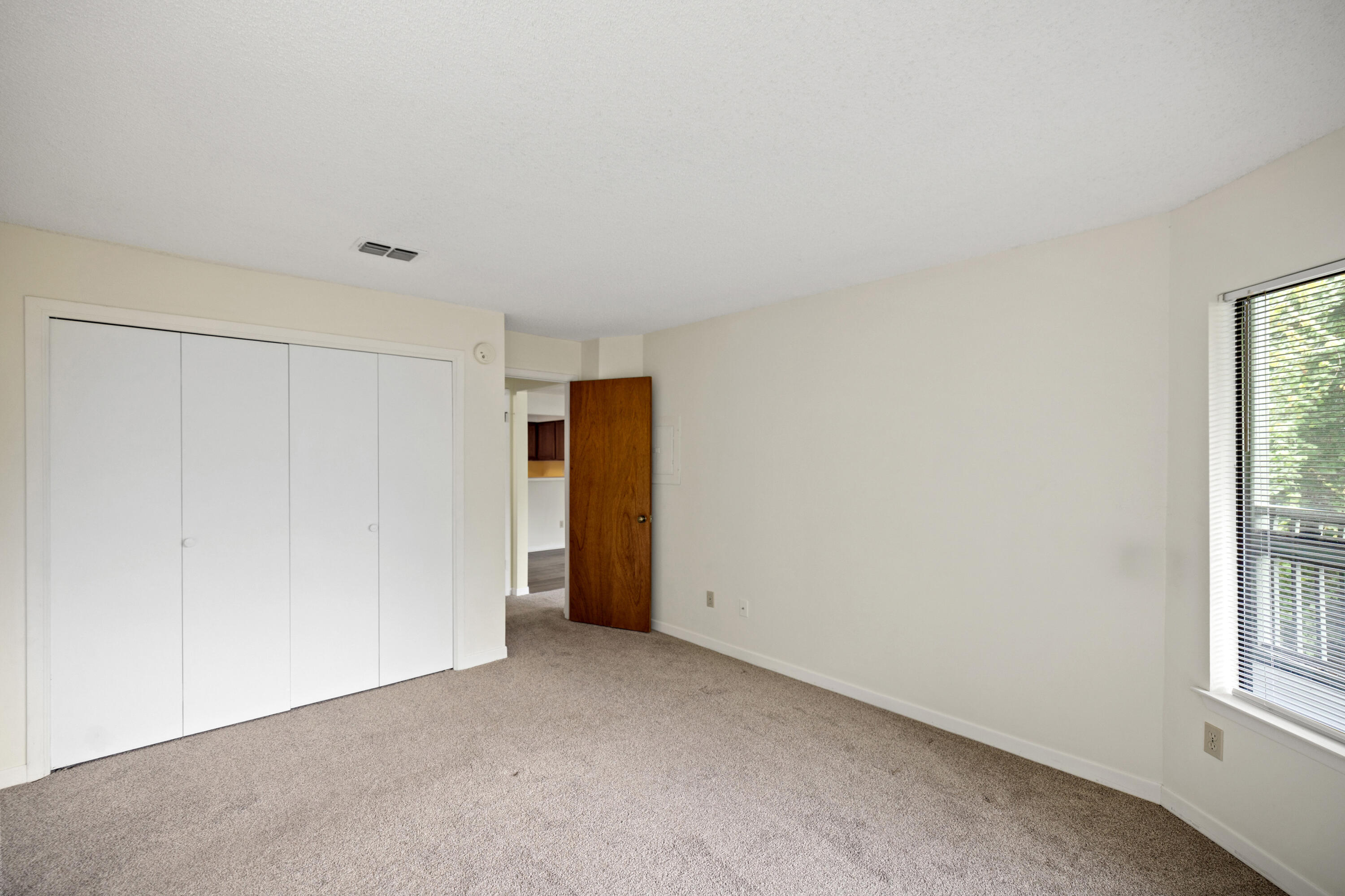 GARDEN OAKS CONDO UNIT 5202 - Residential