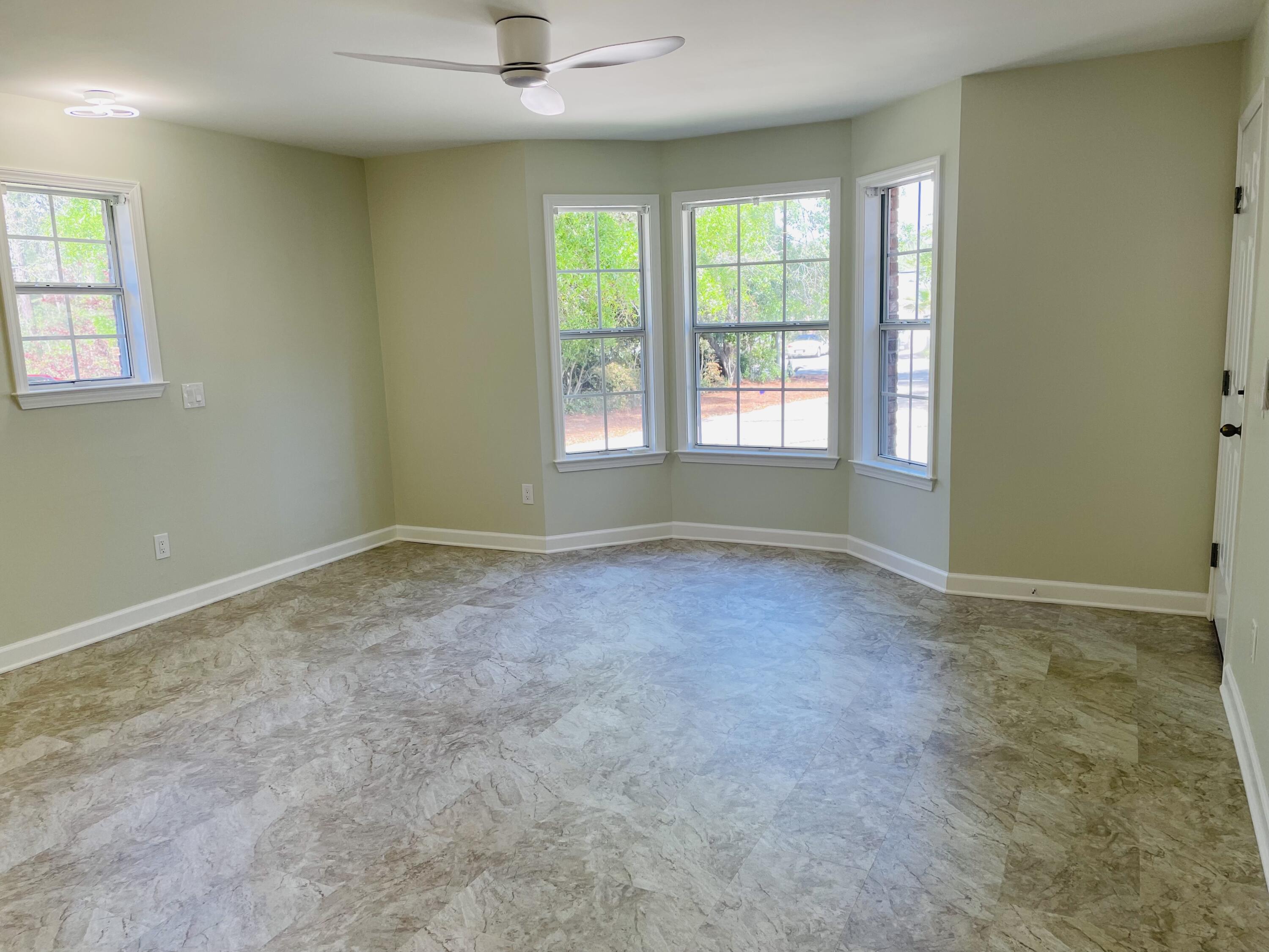 HOLIDAY SHORES EST 4TH ADDN - Residential