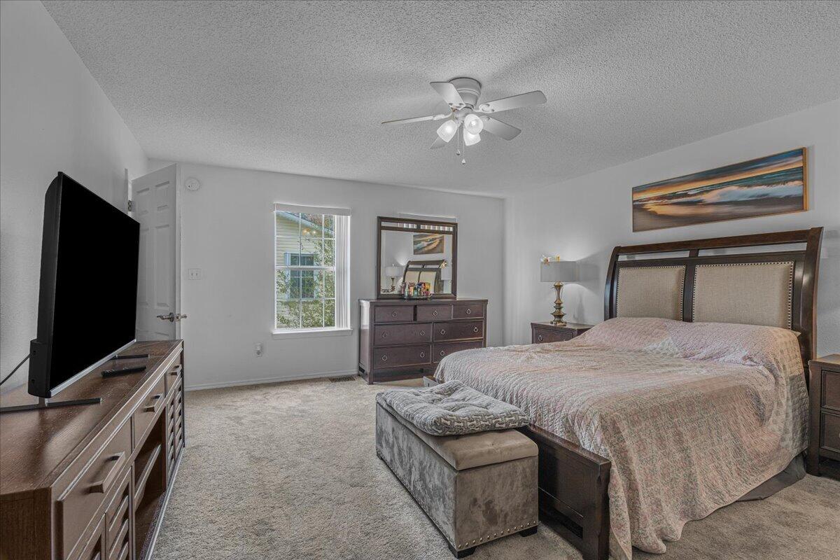 WEST LAKE - Residential