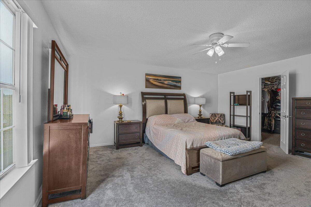 WEST LAKE - Residential