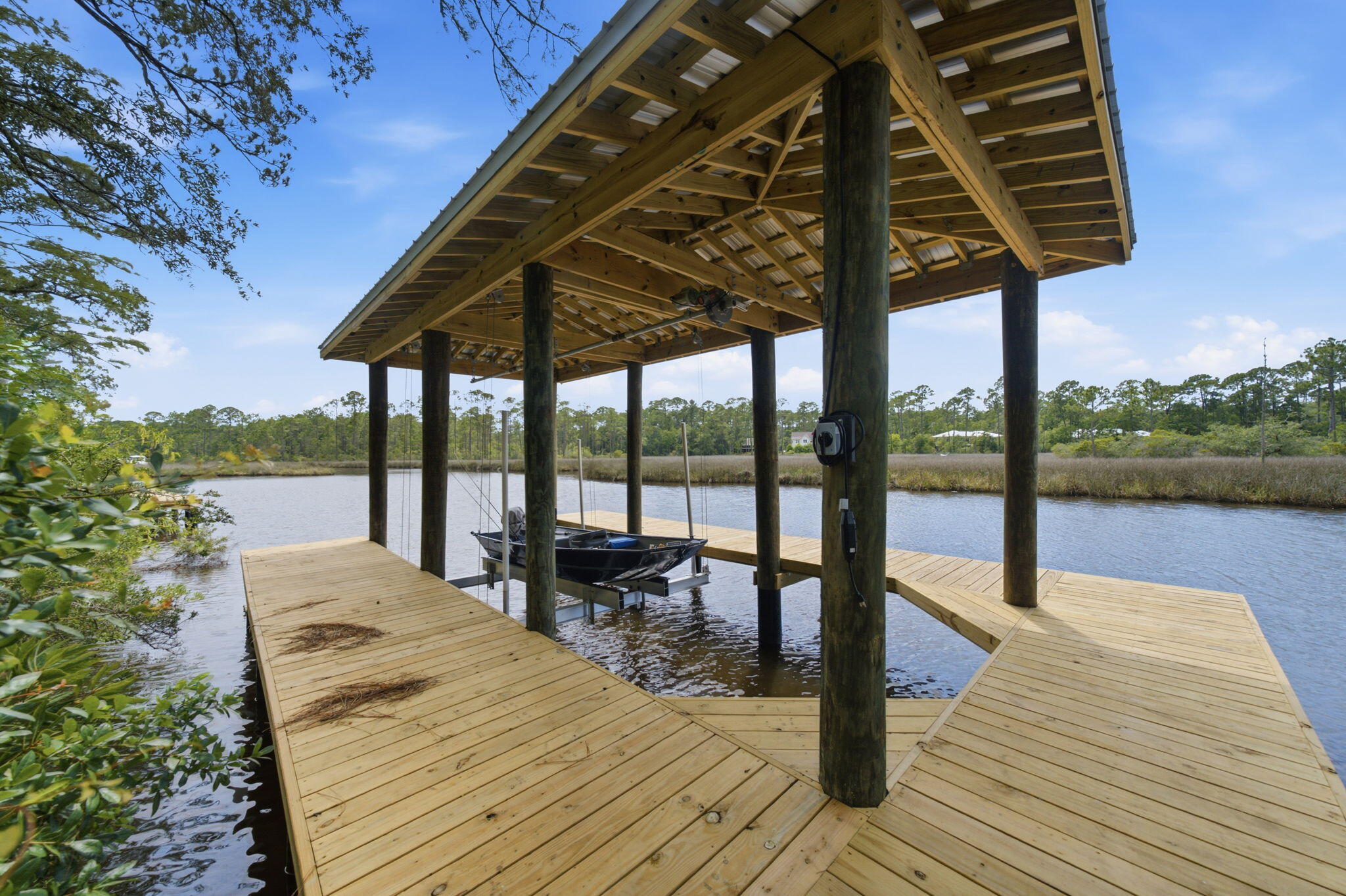 HOLLEY GROVE - Residential