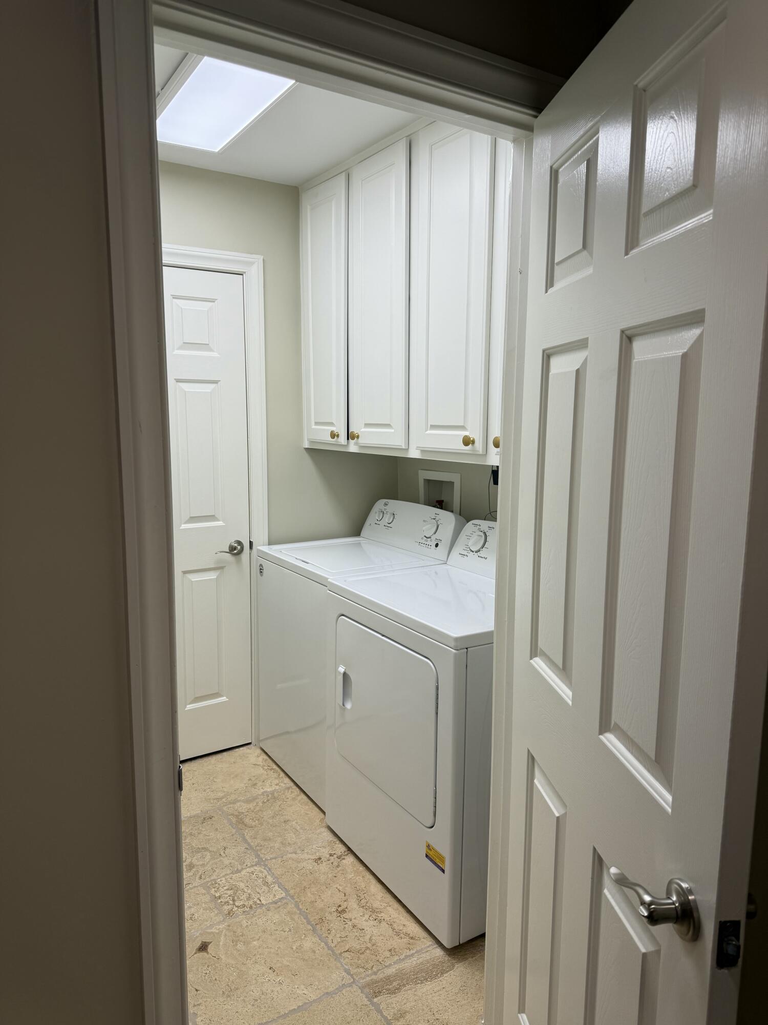 SOUTHWINDS I - Residential