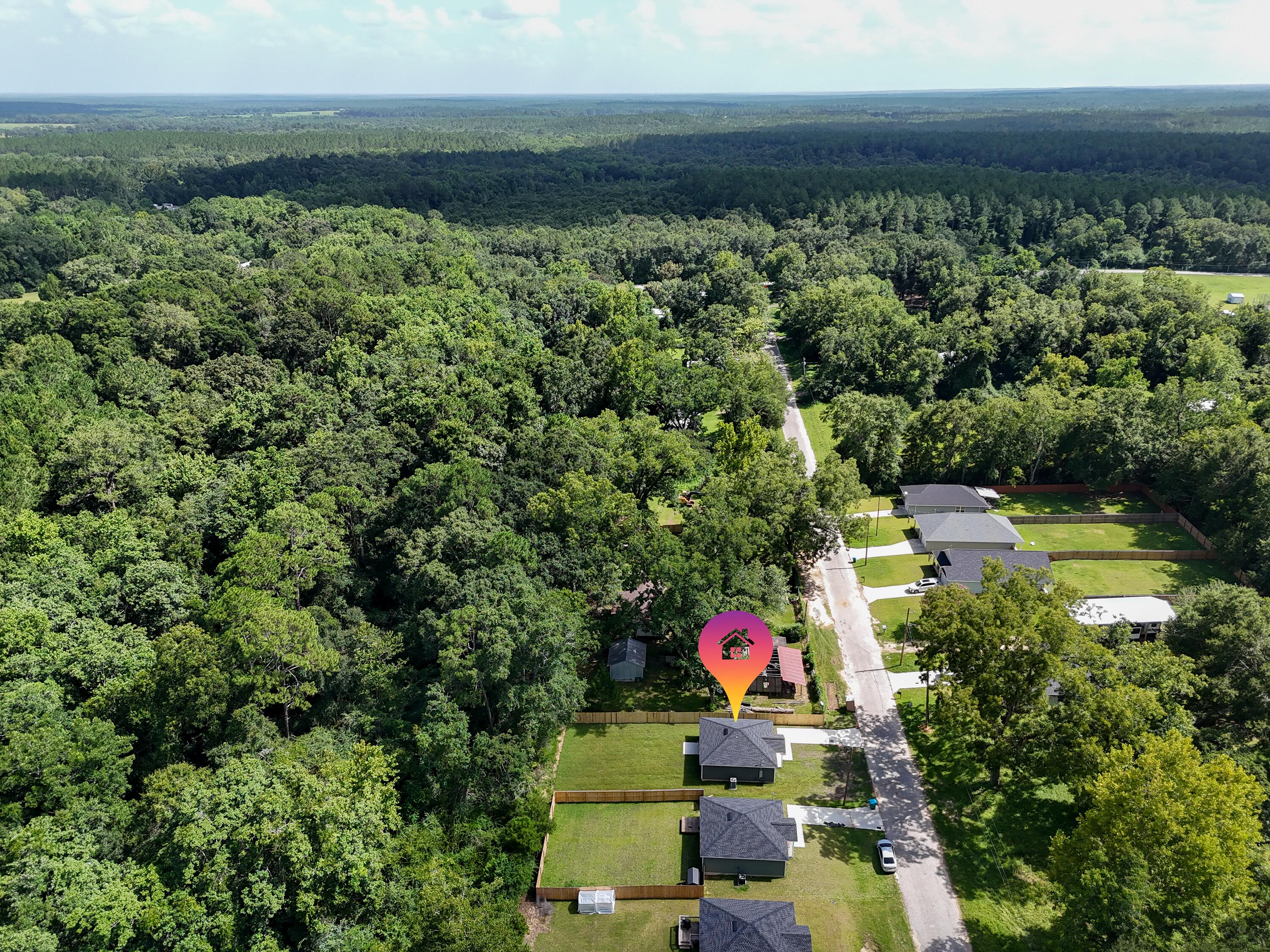 FAIRVIEW L H - Residential
