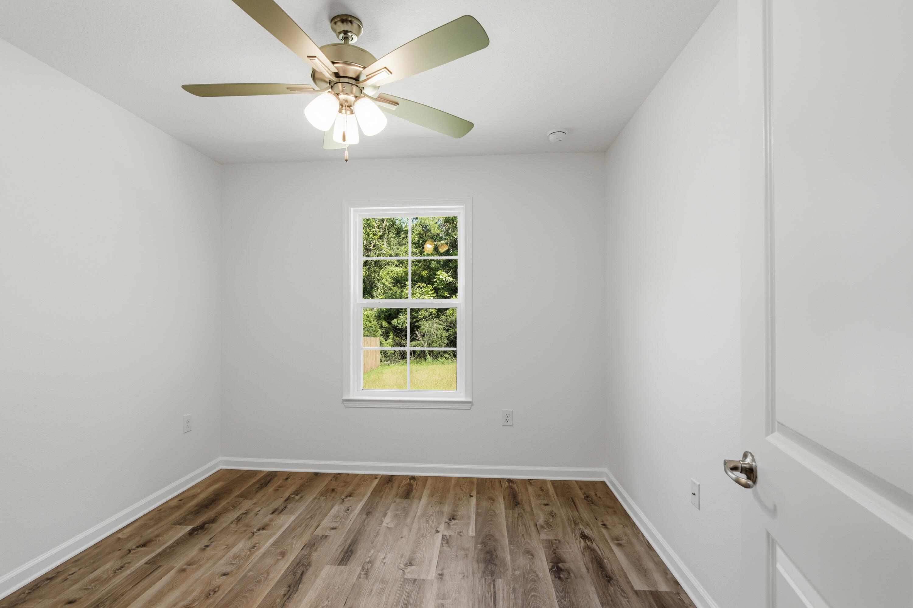 FAIRVIEW L H - Residential