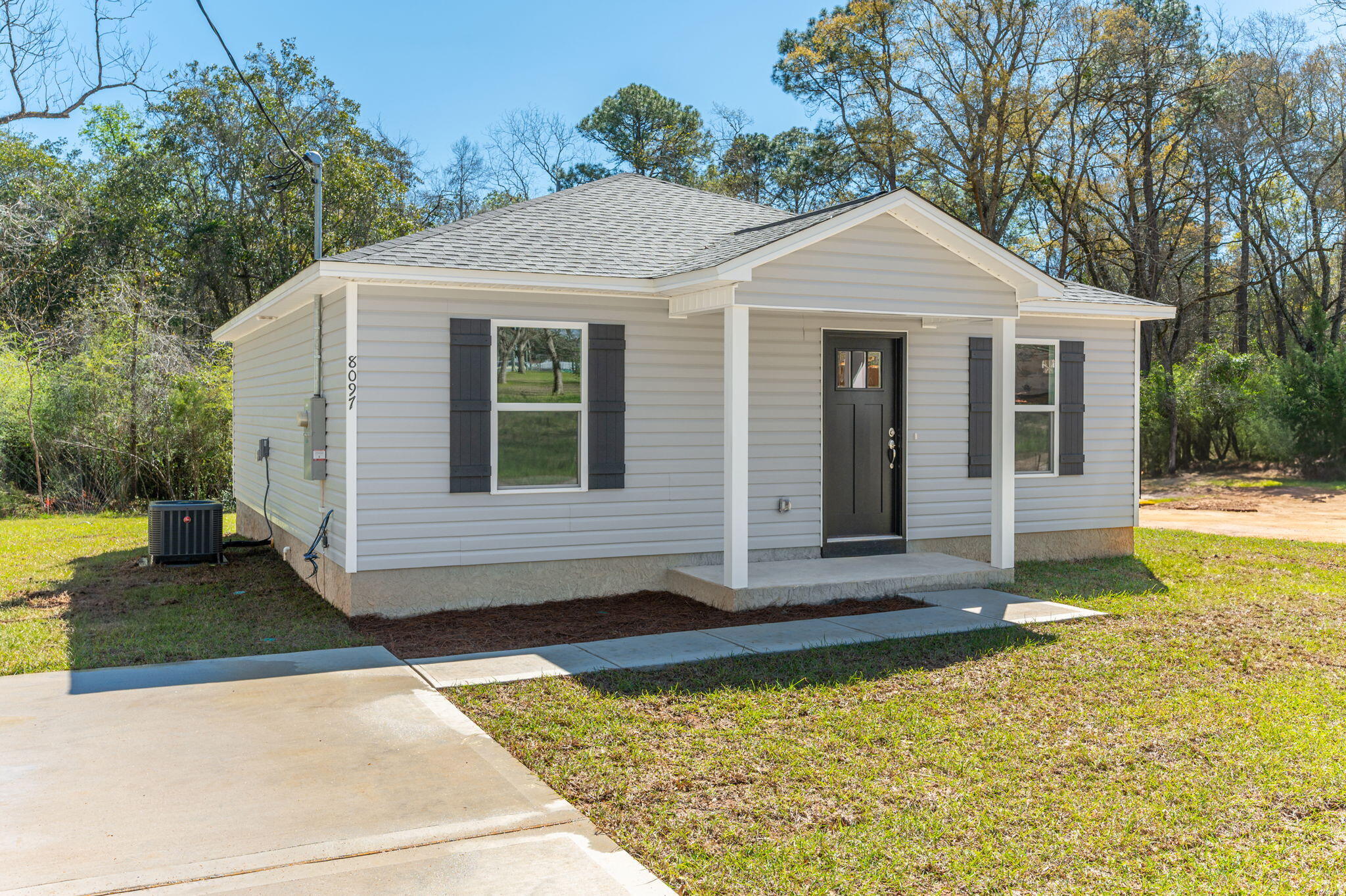 FAIRVIEW L H - Residential