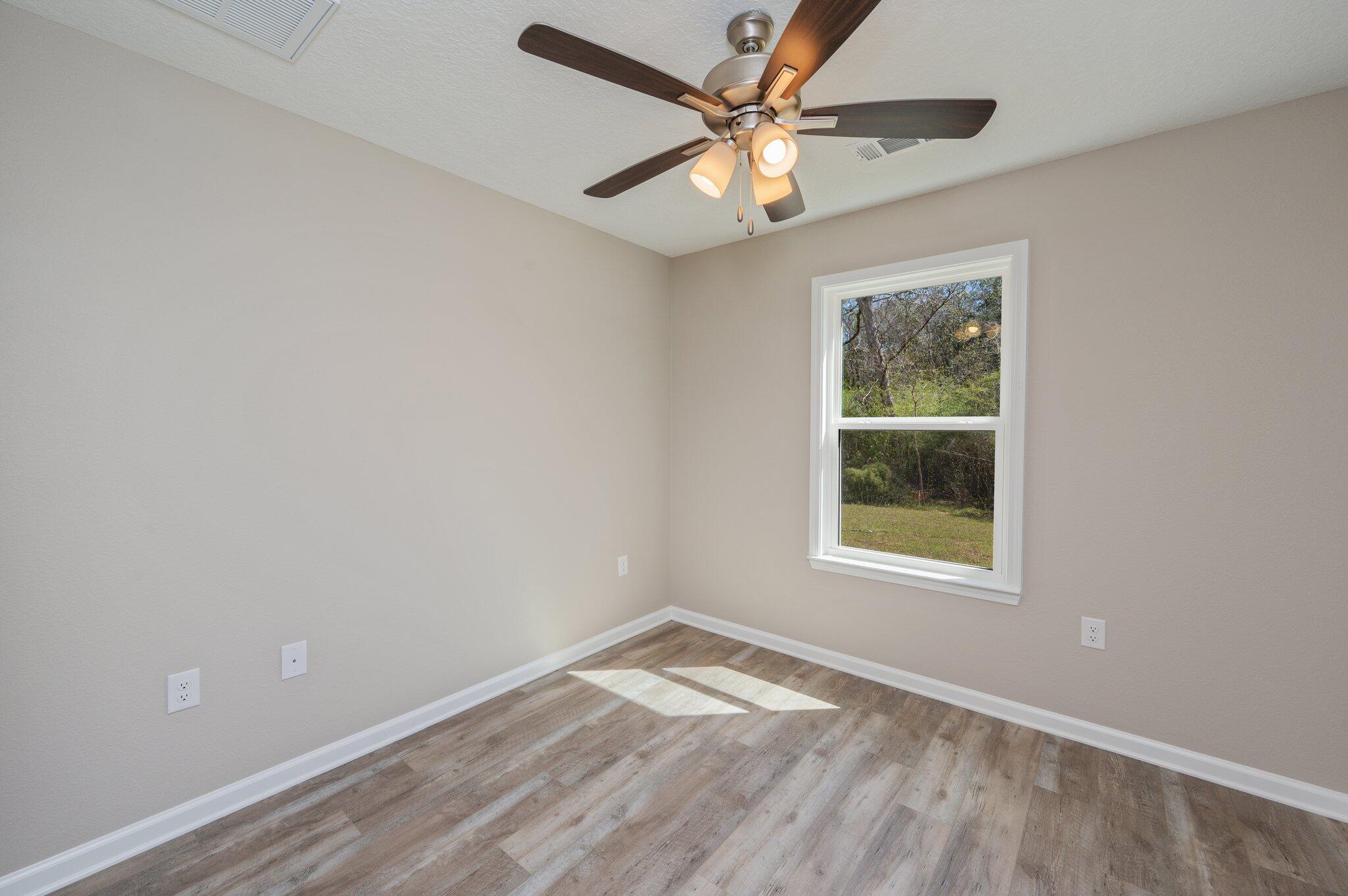 FAIRVIEW L H - Residential