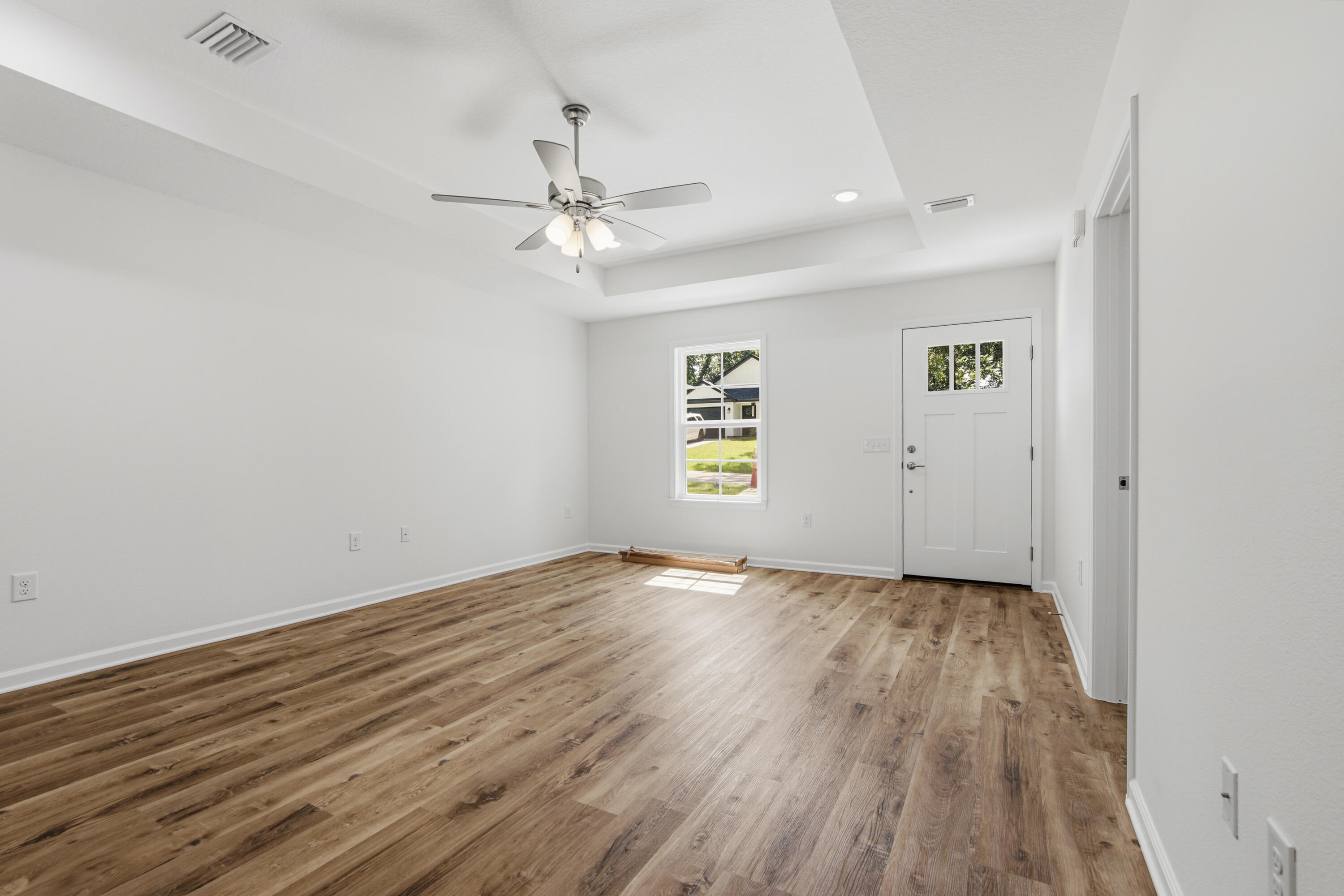 FAIRVIEW L H - Residential
