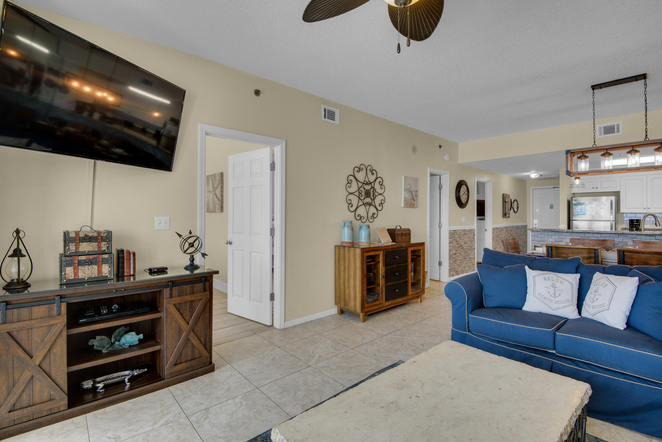 LEEWARD KEY - Residential