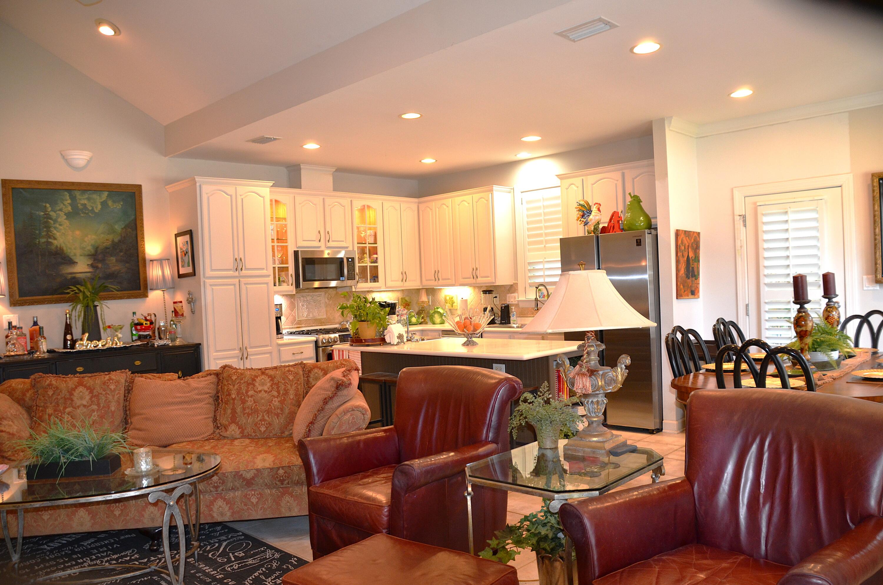 TUSCANY S/D PH2 LOT 40 - Residential