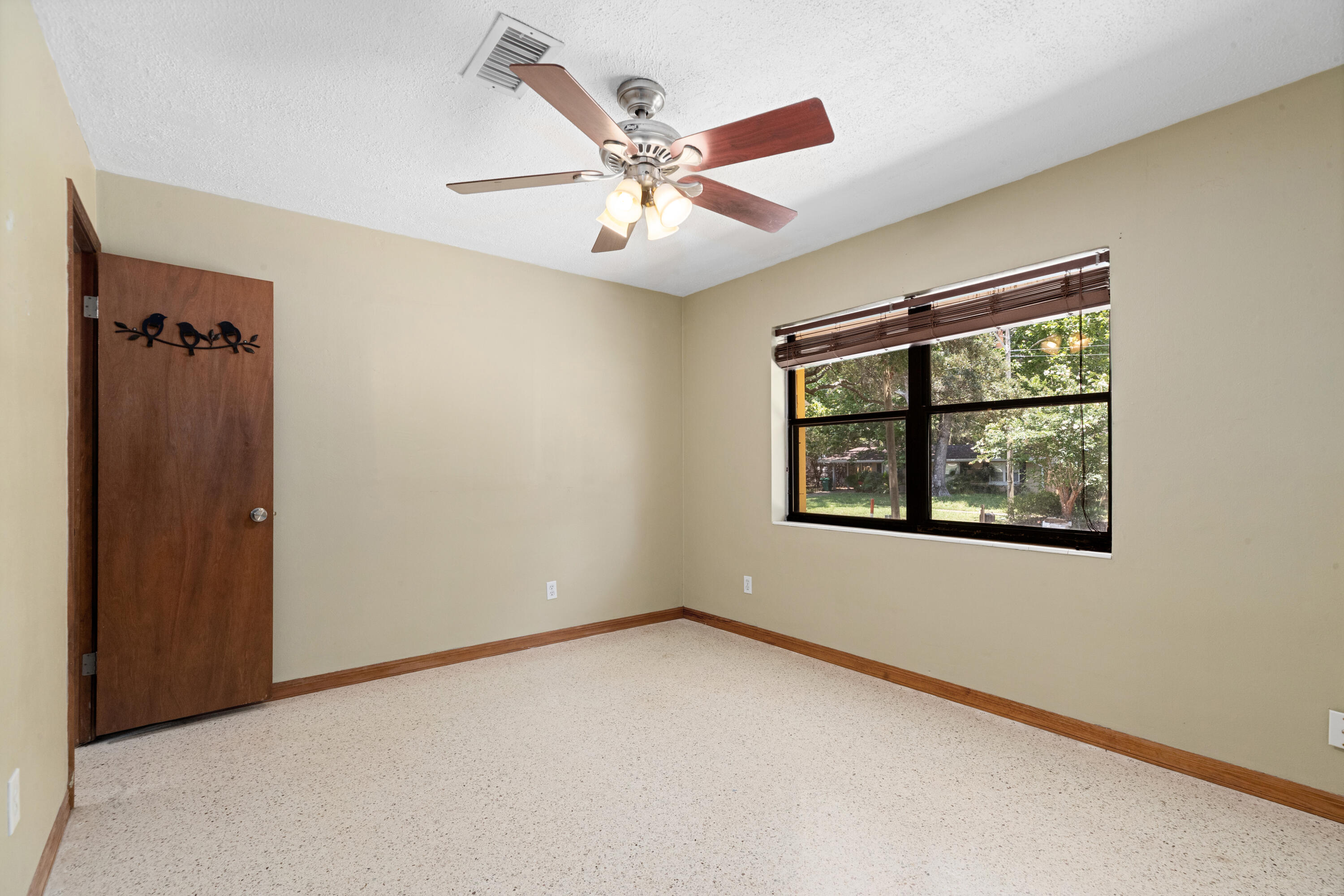 OAK TREE PARK - Residential
