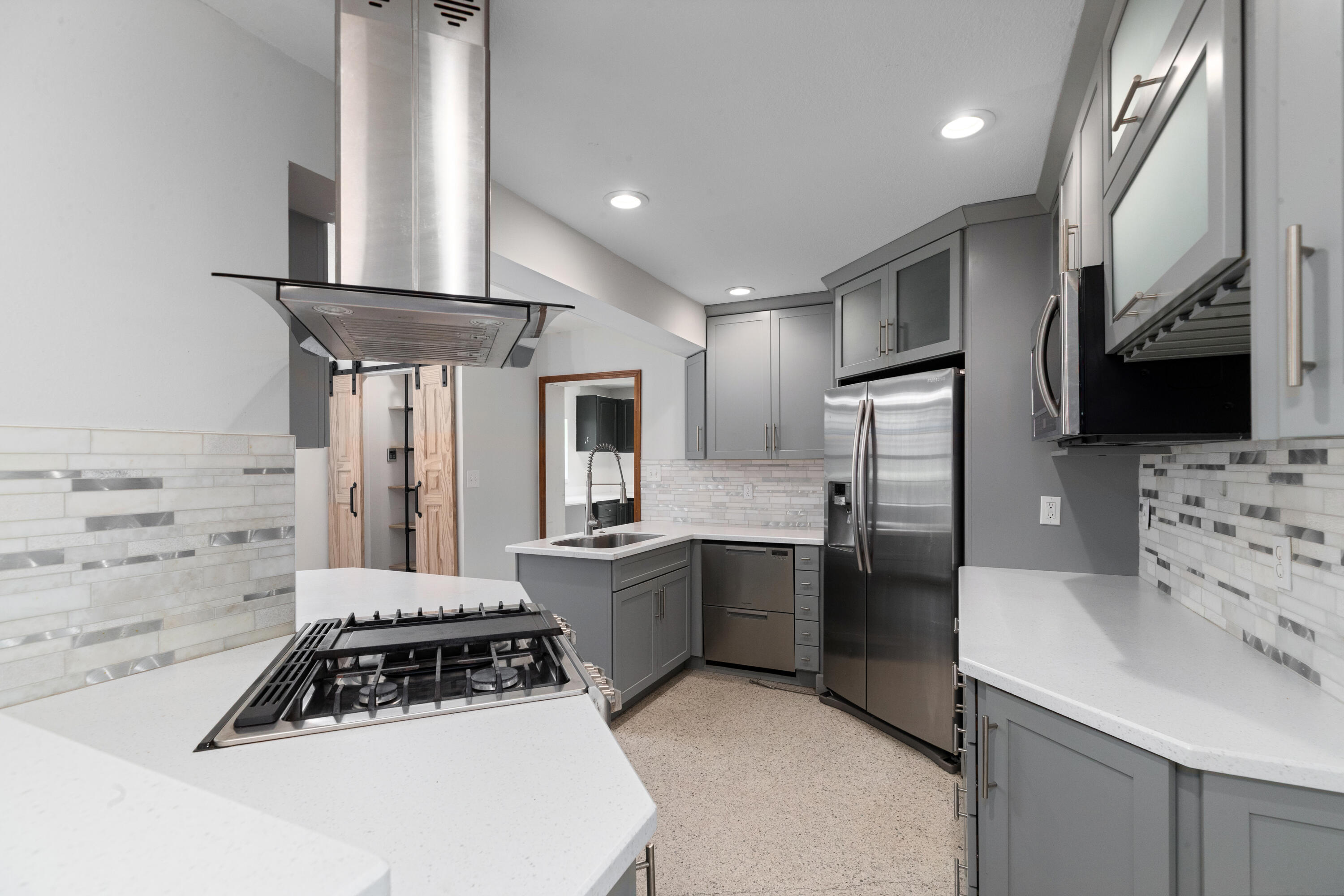 OAK TREE PARK - Residential
