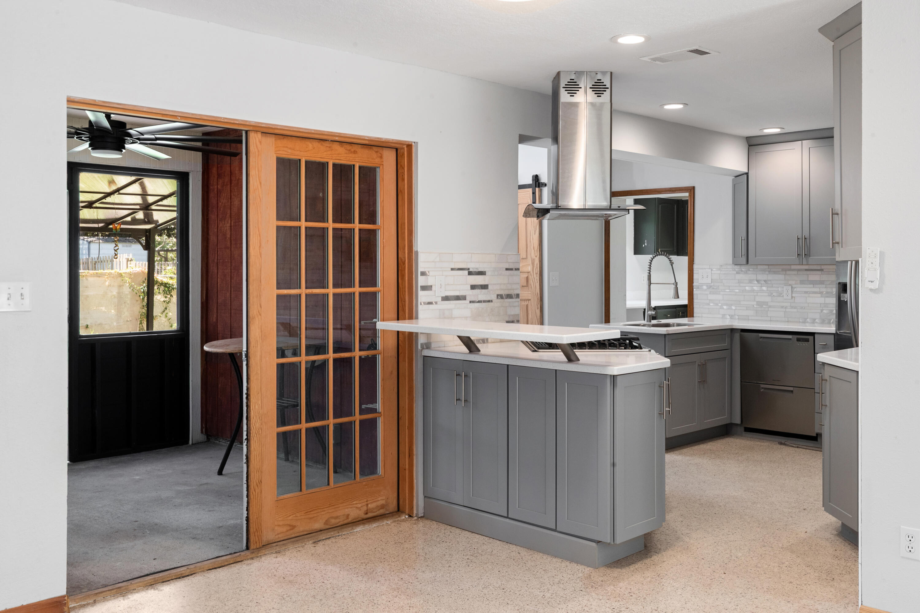OAK TREE PARK - Residential