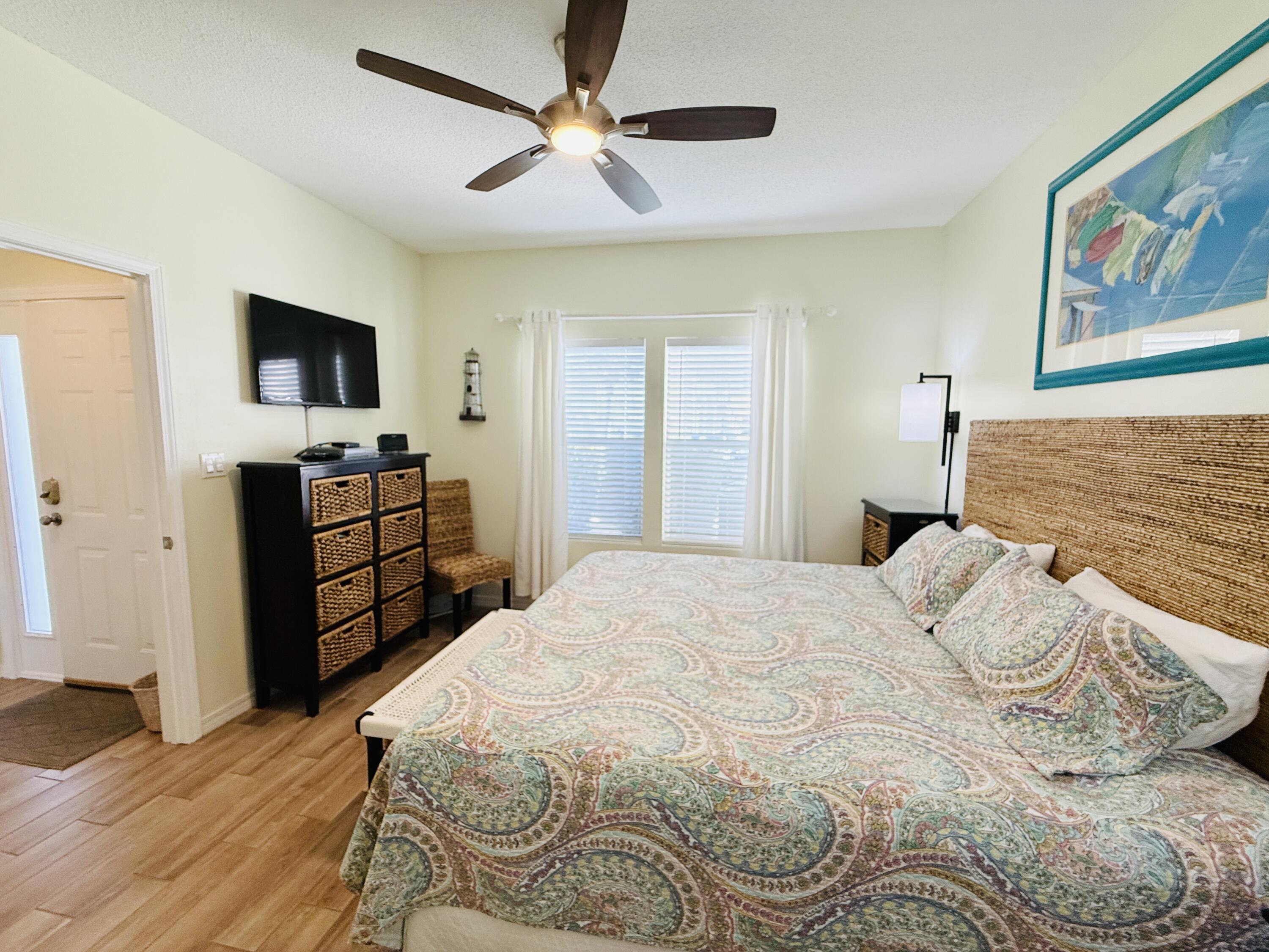 SANDPIPER COVE - Residential