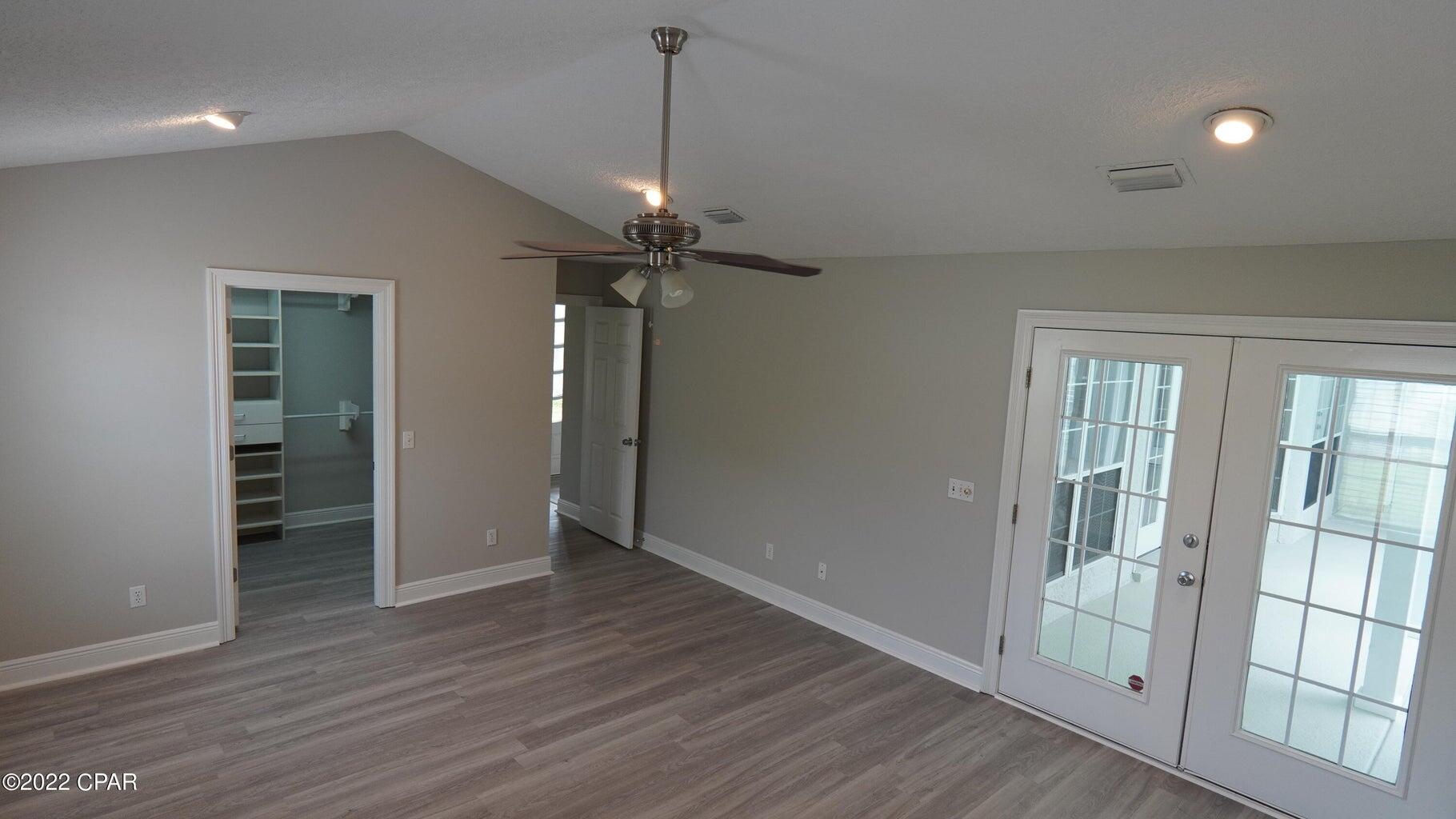 COLONY CLUB HARBOUR PH 3 - Residential Lease