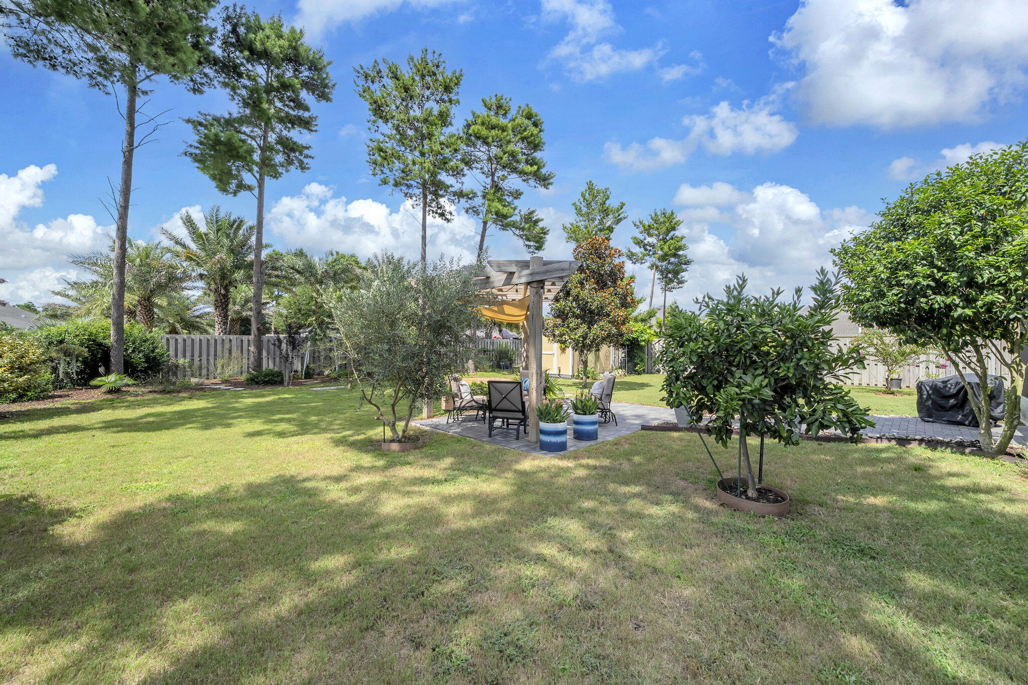 HAMMOCK BAY - Residential