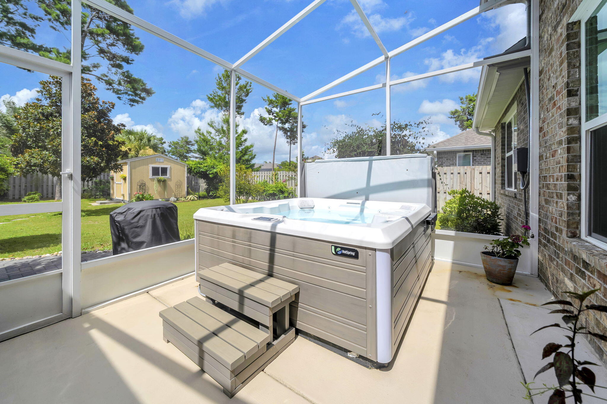 HAMMOCK BAY - Residential