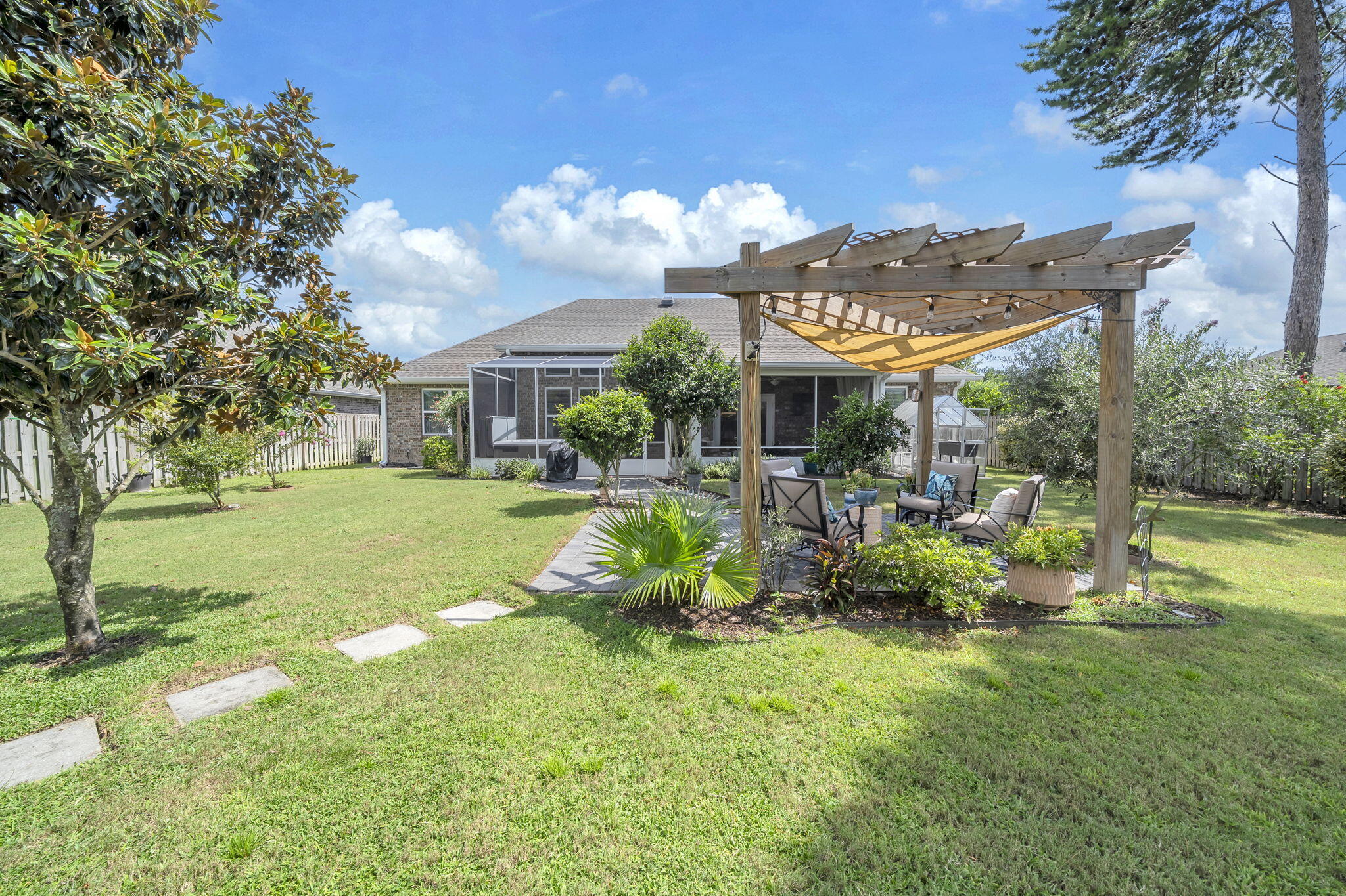 HAMMOCK BAY - Residential
