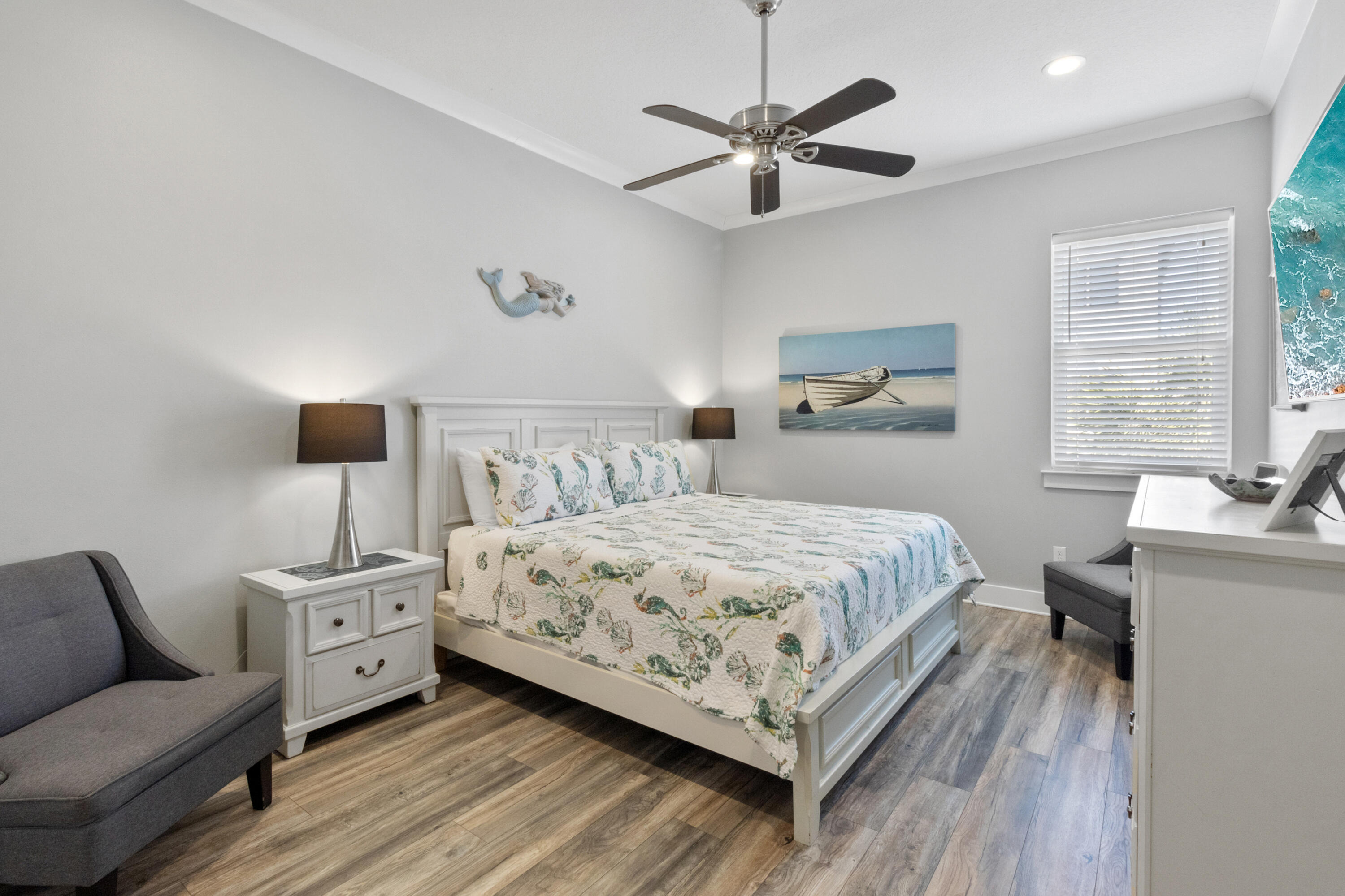 EMERALD WATERS VILLAGE - Residential Lease