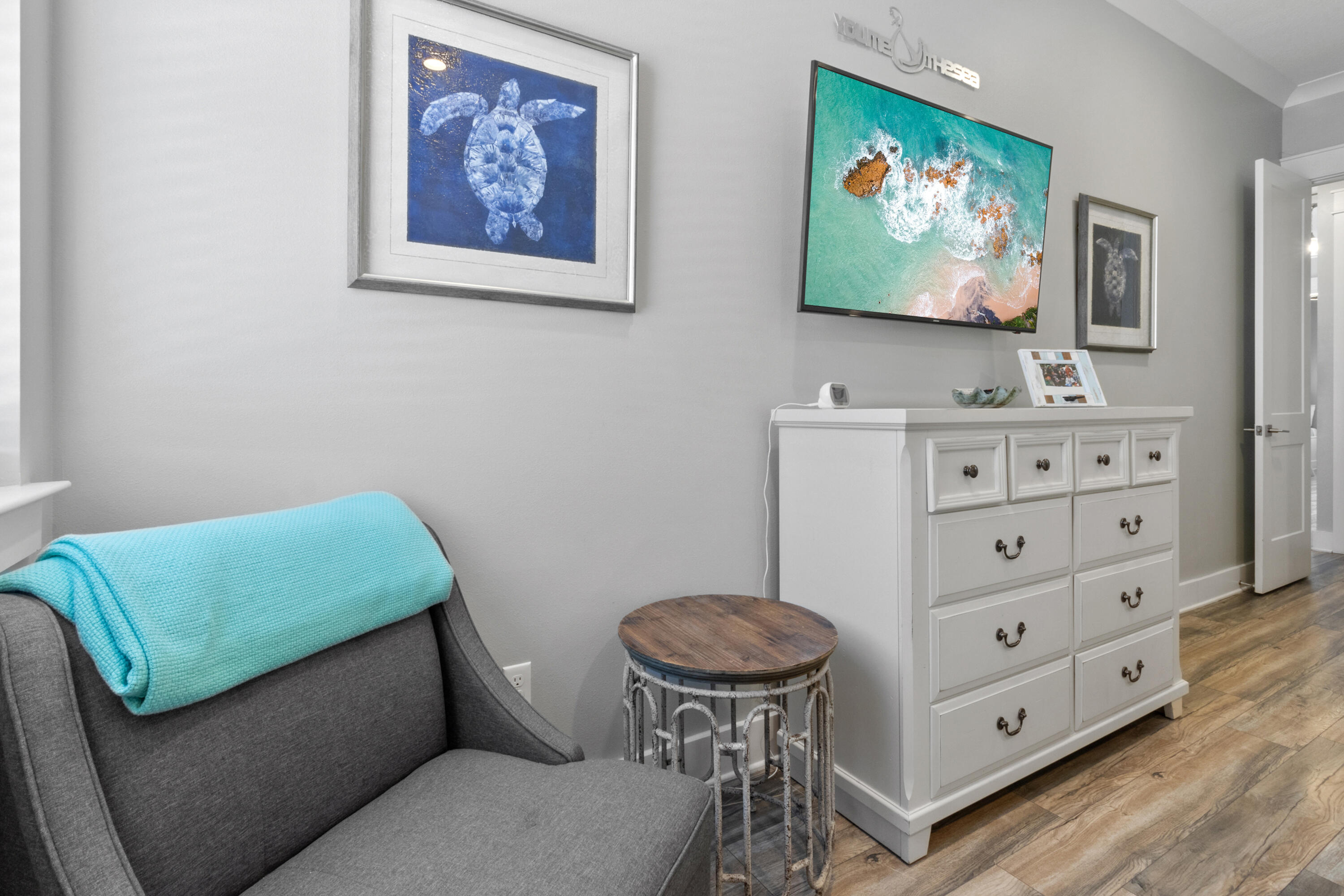 EMERALD WATERS VILLAGE - Residential Lease
