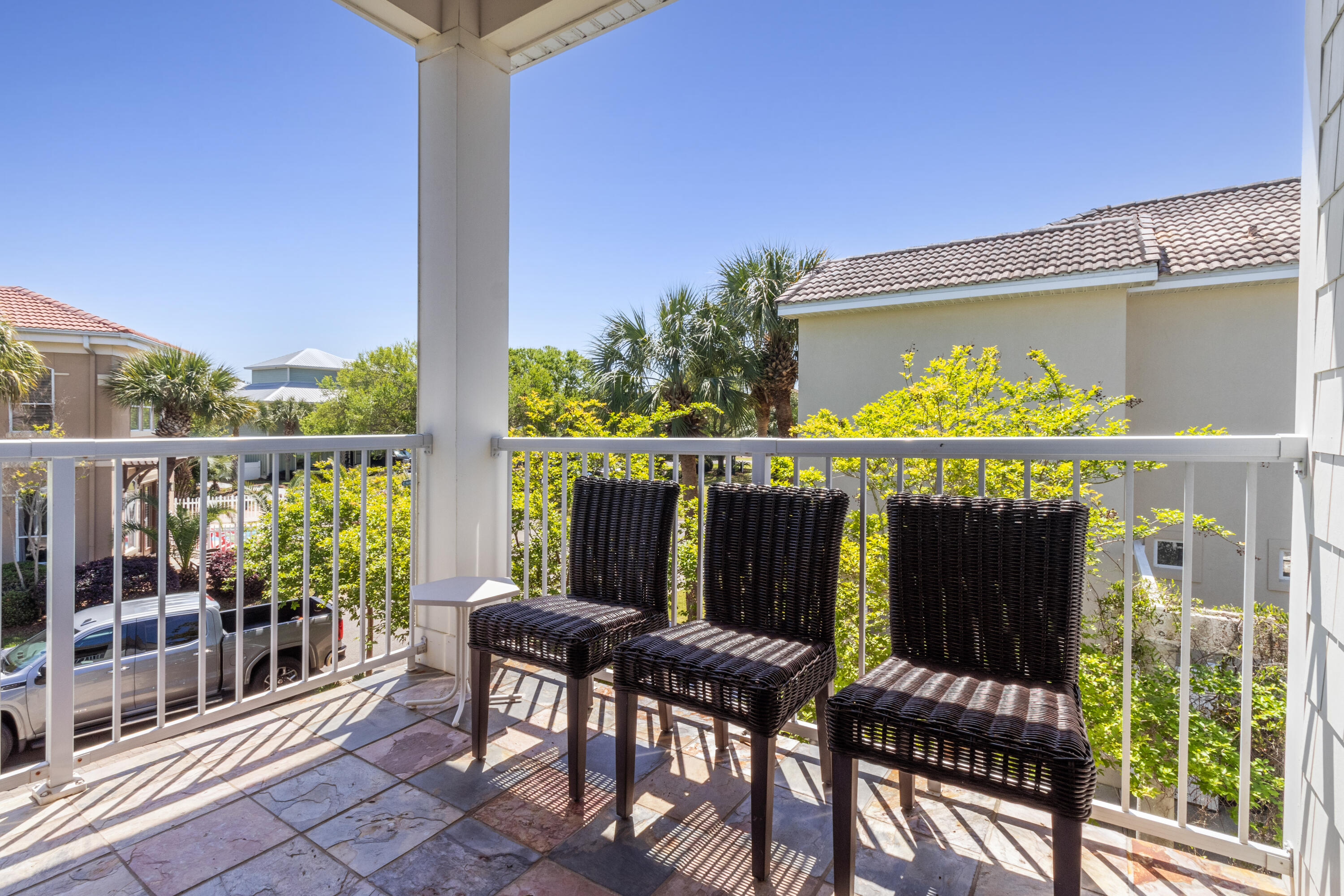EMERALD WATERS VILLAGE - Residential Lease