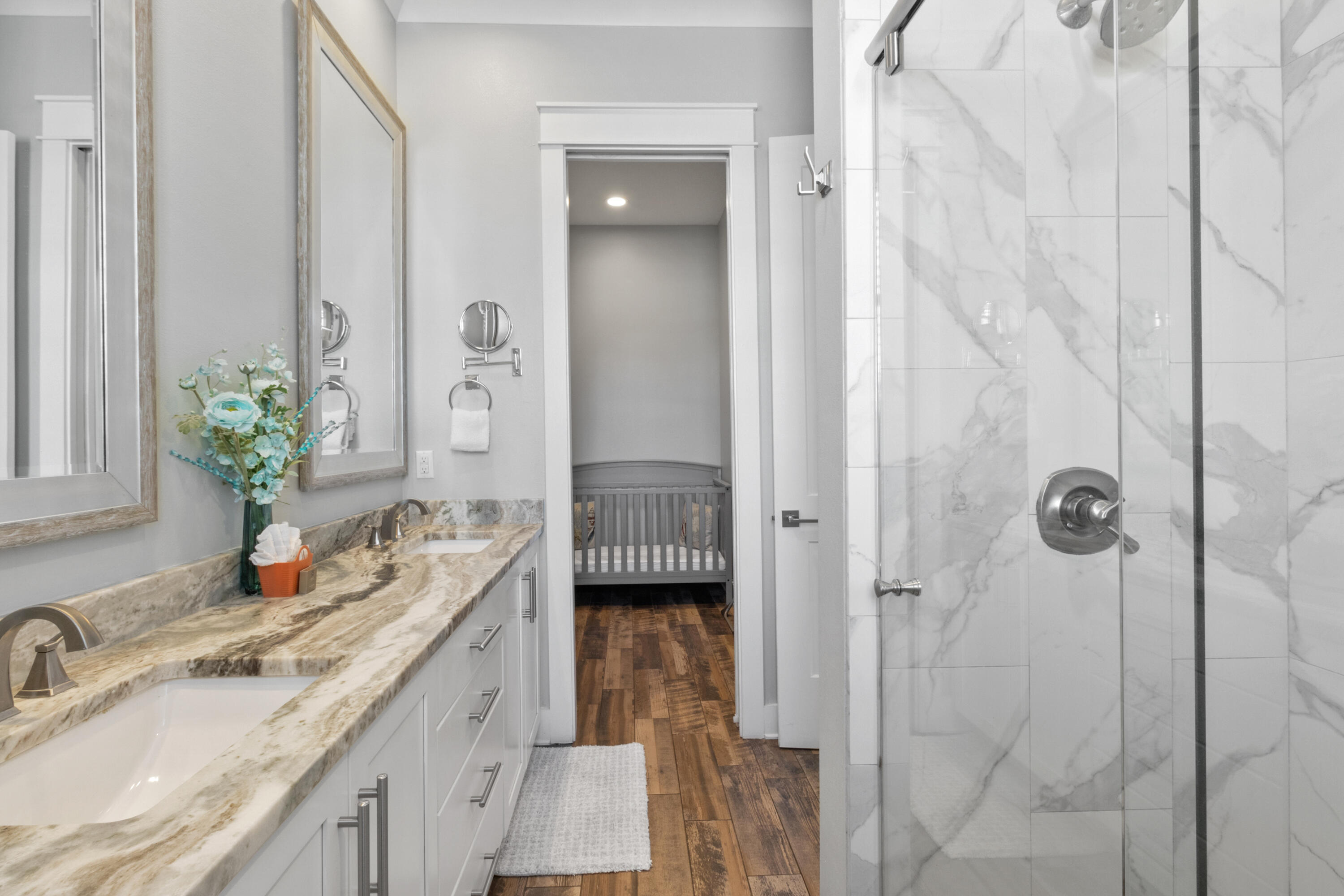 EMERALD WATERS VILLAGE - Residential Lease