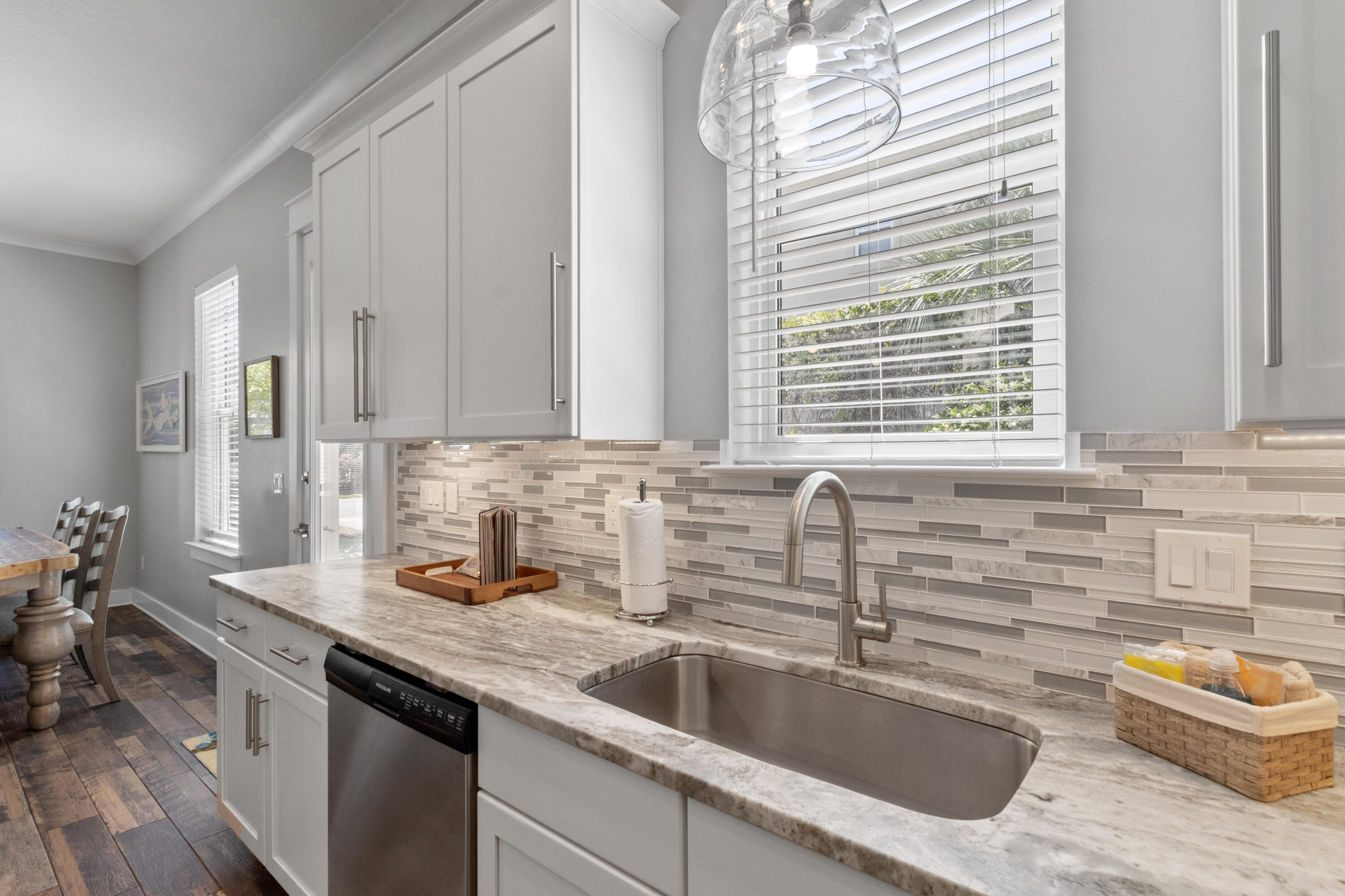 EMERALD WATERS VILLAGE - Residential Lease