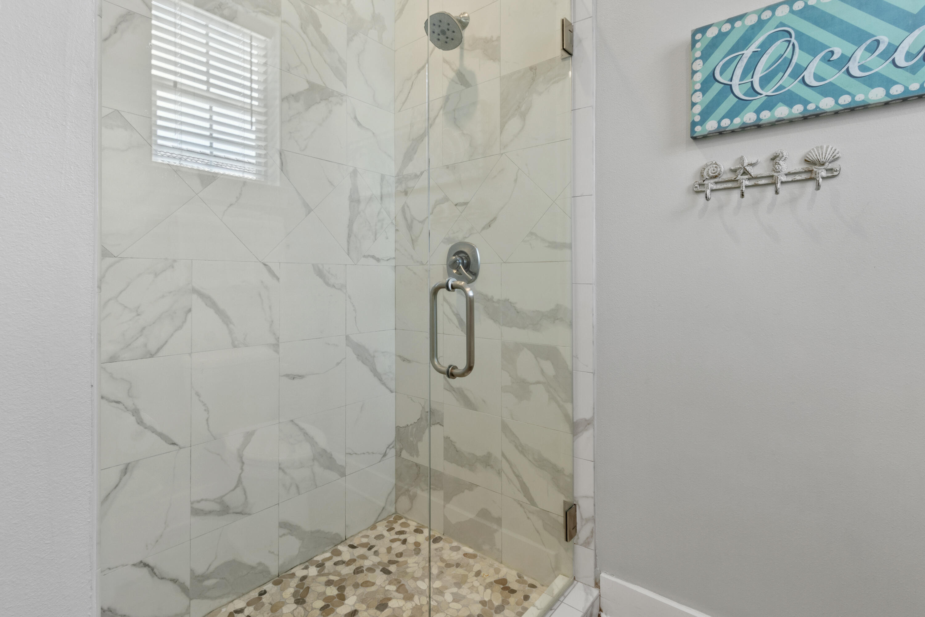 EMERALD WATERS VILLAGE - Residential Lease