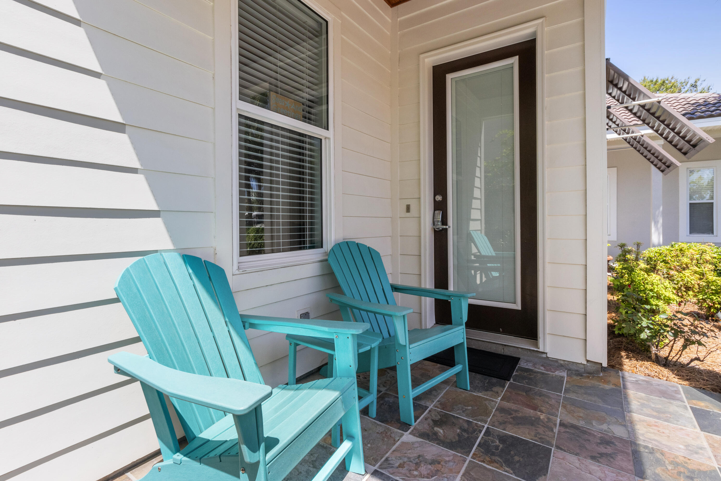 EMERALD WATERS VILLAGE - Residential Lease
