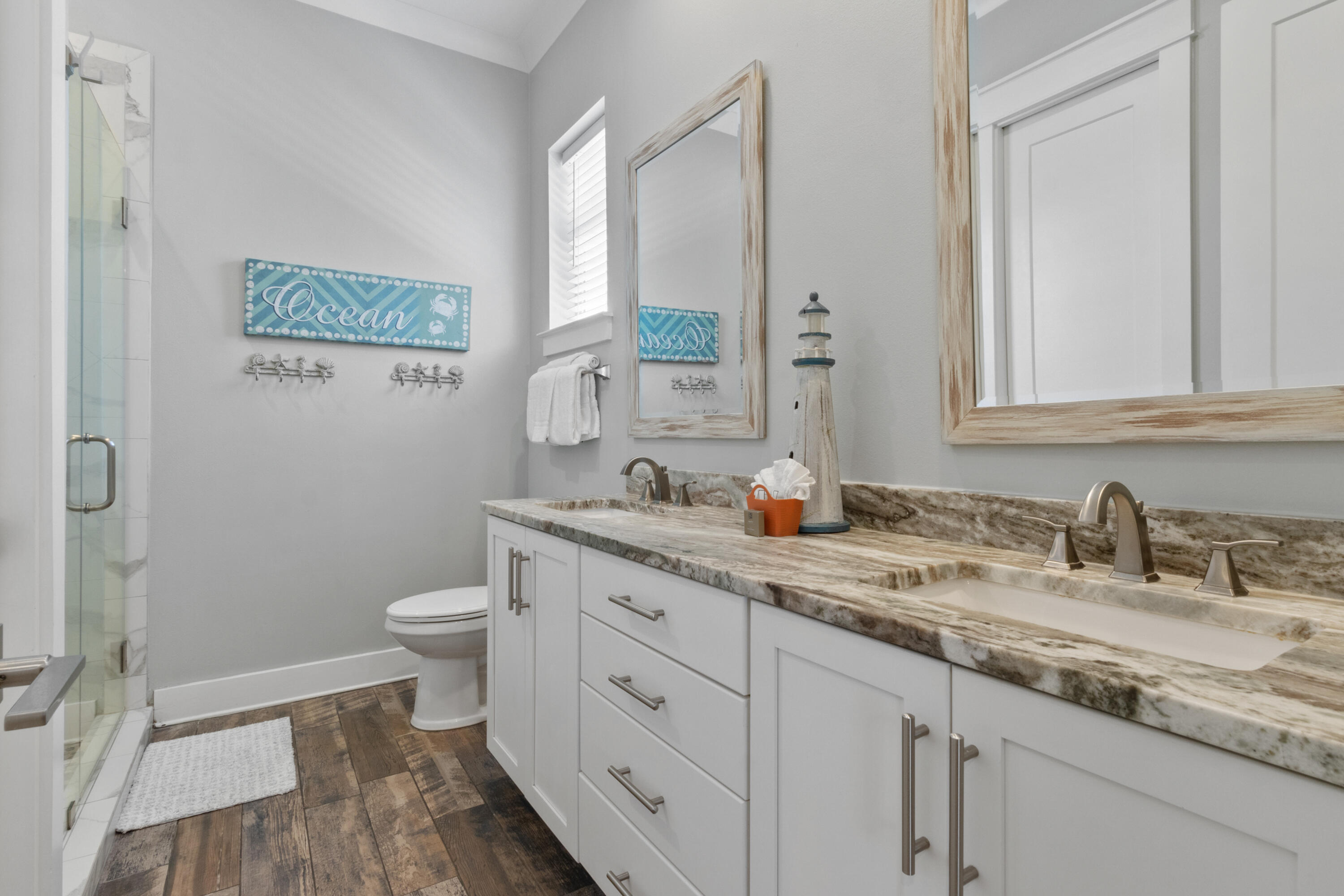 EMERALD WATERS VILLAGE - Residential Lease