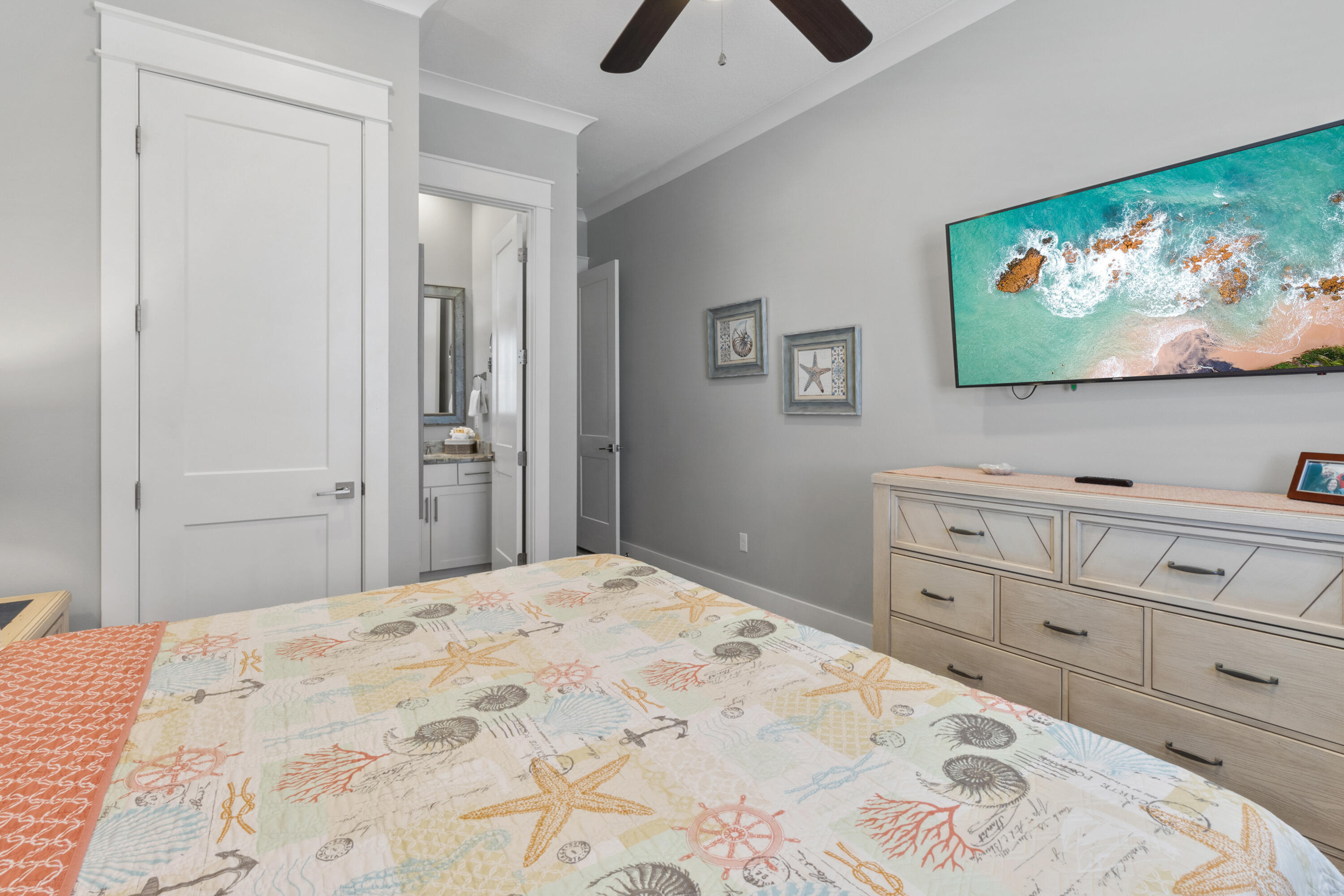 EMERALD WATERS VILLAGE - Residential Lease
