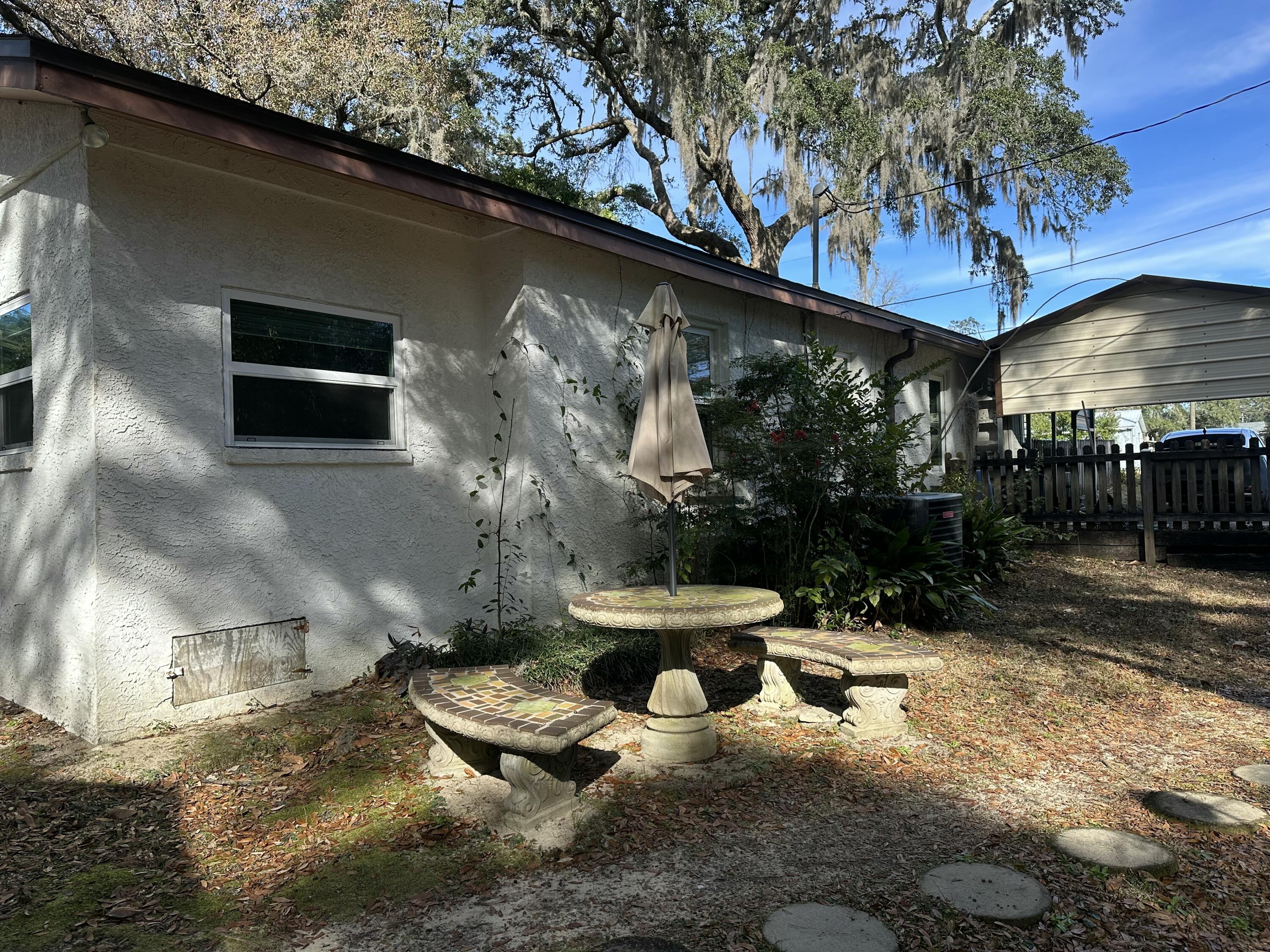HELMS & ALLEN - Residential
