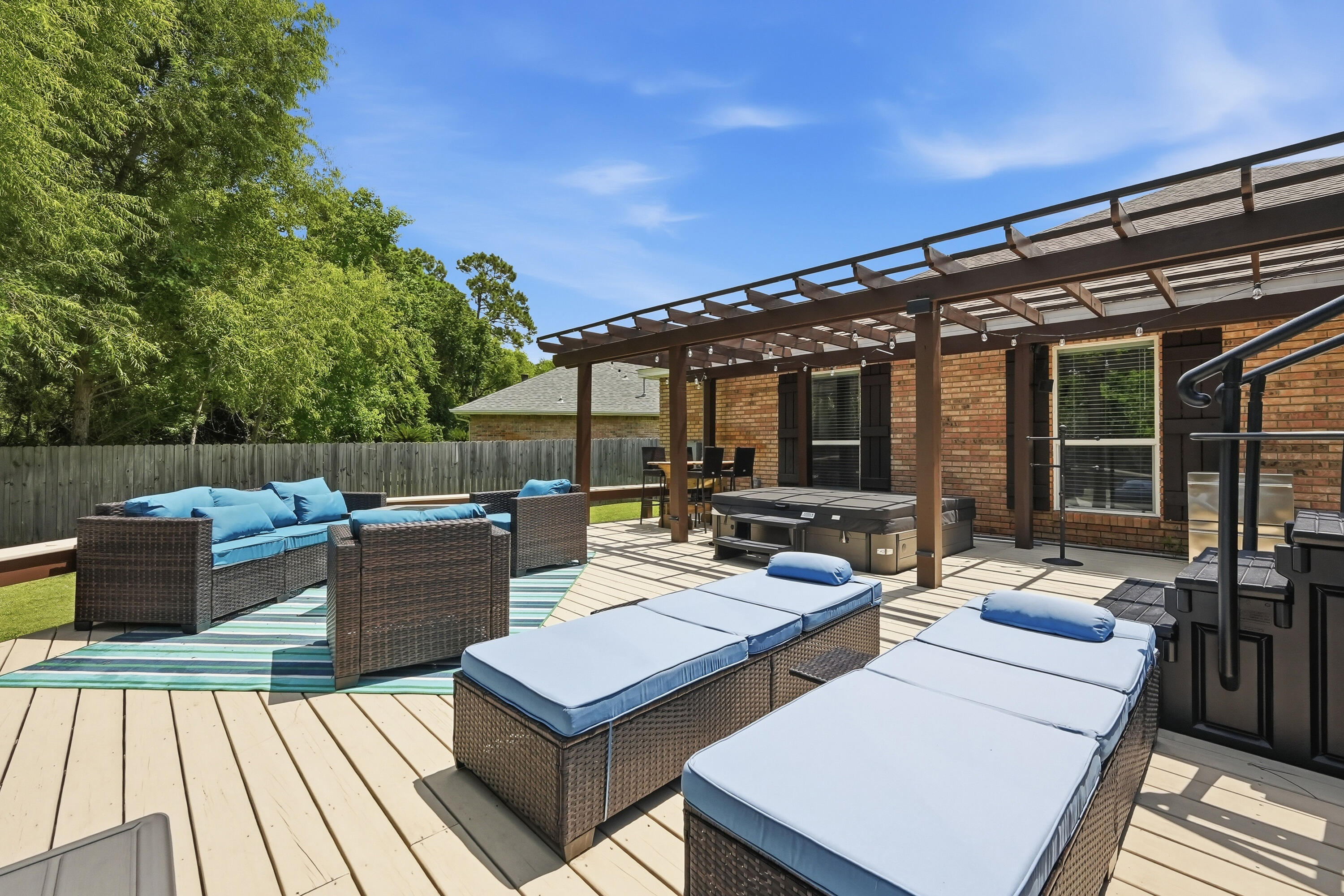 INDIAN WOODS - Residential