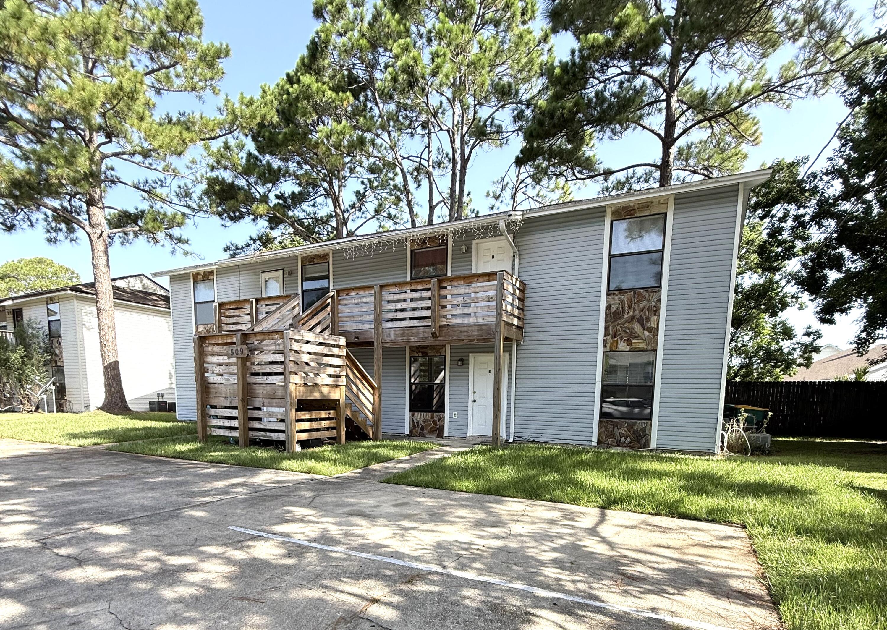LANDVIEW ESTATES - Residential Lease