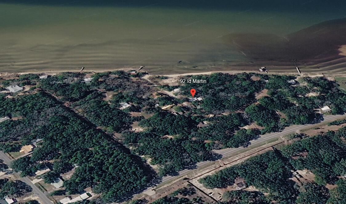 Great opportunity to own a property less than 500 ft from the bayfront in Freeport, FL. The location is the star here, tucked under a canopy of mature oaks in a quiet neighborhood with easy water access nearby.
The home is in rough condition and will need extensive repairs or replacement if kept. But at this price, properties this close to the bay rarely hit the market. Perfect for investors, builders, or anyone looking to get into a prime location at an affordable entry point.
Sold as-is. Cash only. Buyer to verify all information.