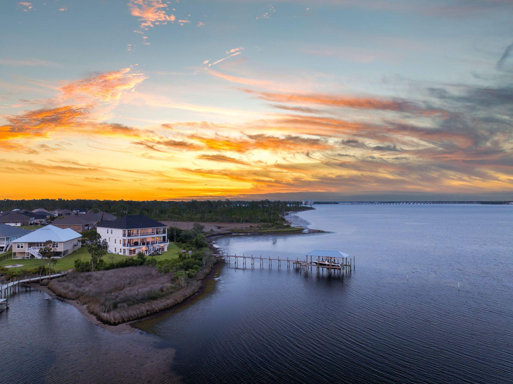 Fanning Bayou - Residential