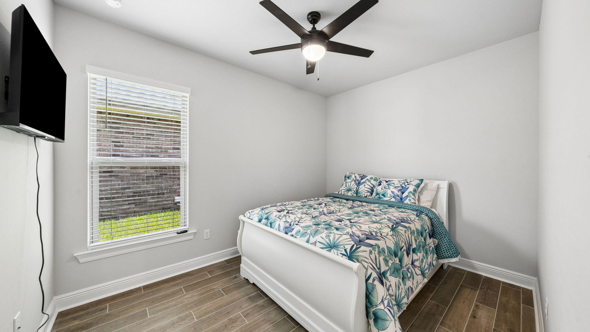 HAMMOCK BAY - STARBURST - Residential