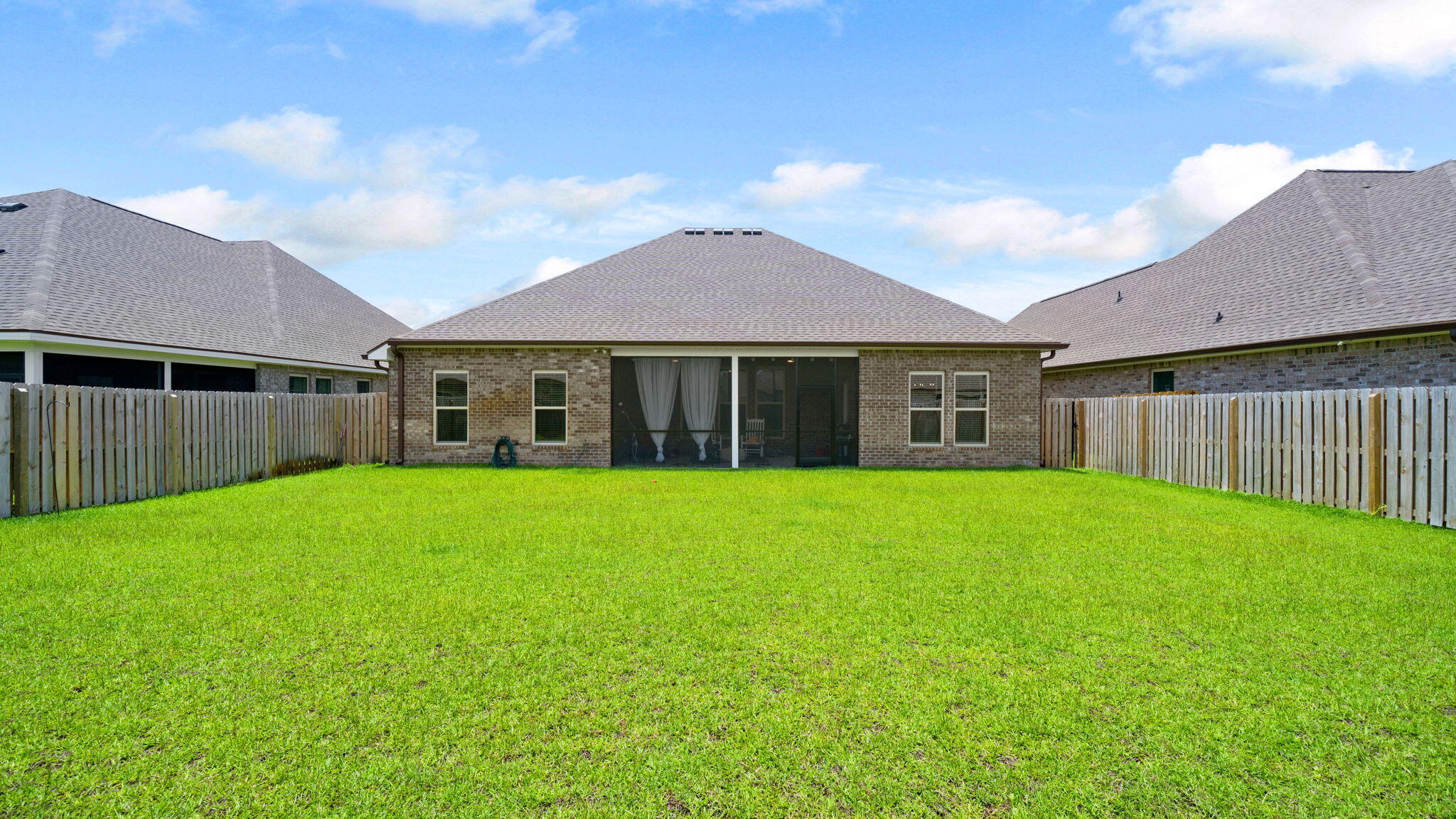 HAMMOCK BAY - STARBURST - Residential