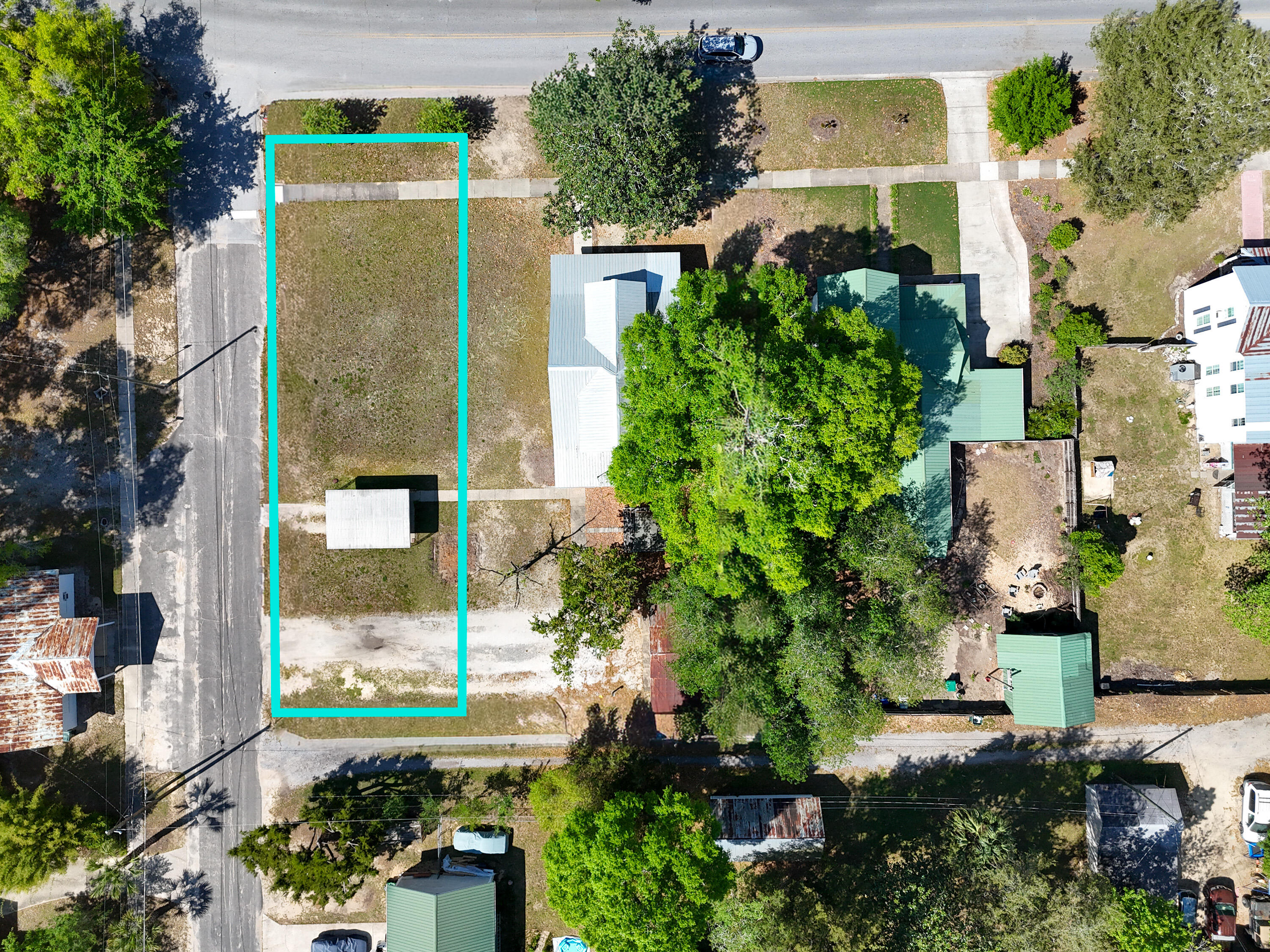 TOWN OF DEFUNIAK SPRINGS - Land
