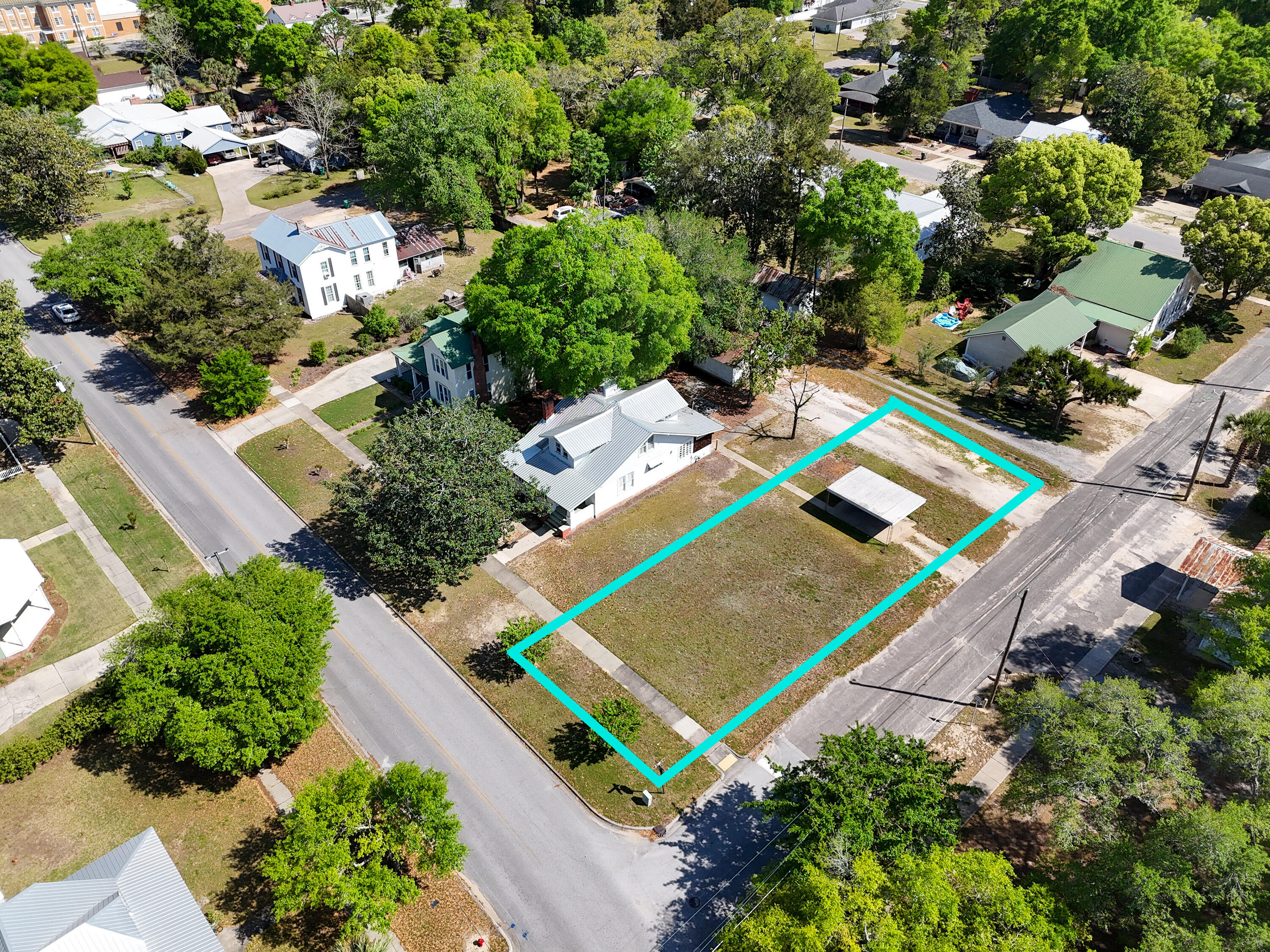 TOWN OF DEFUNIAK SPRINGS - Land