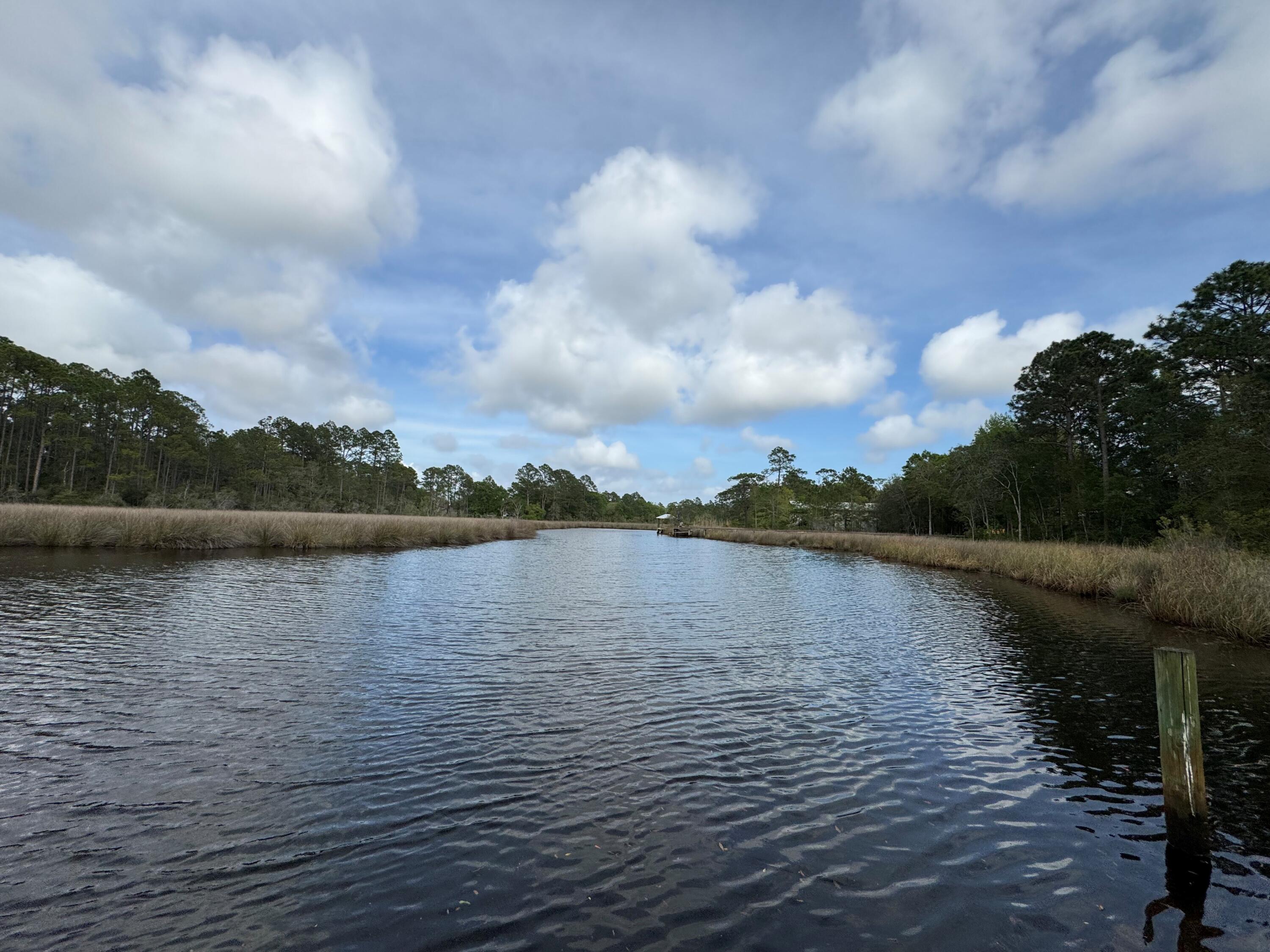 AVALON PARK - Land