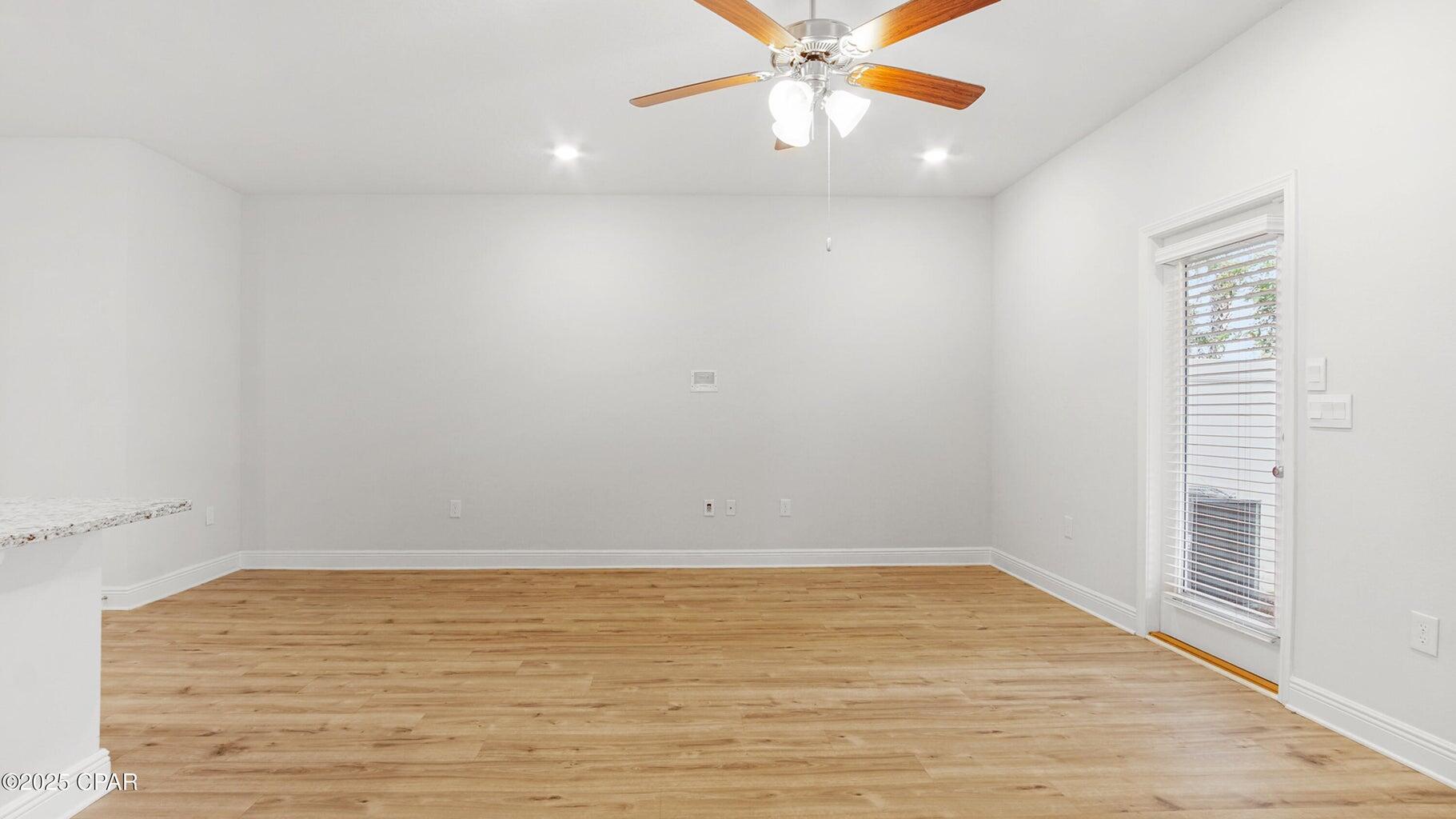 SANDHILL PINES - Residential Lease