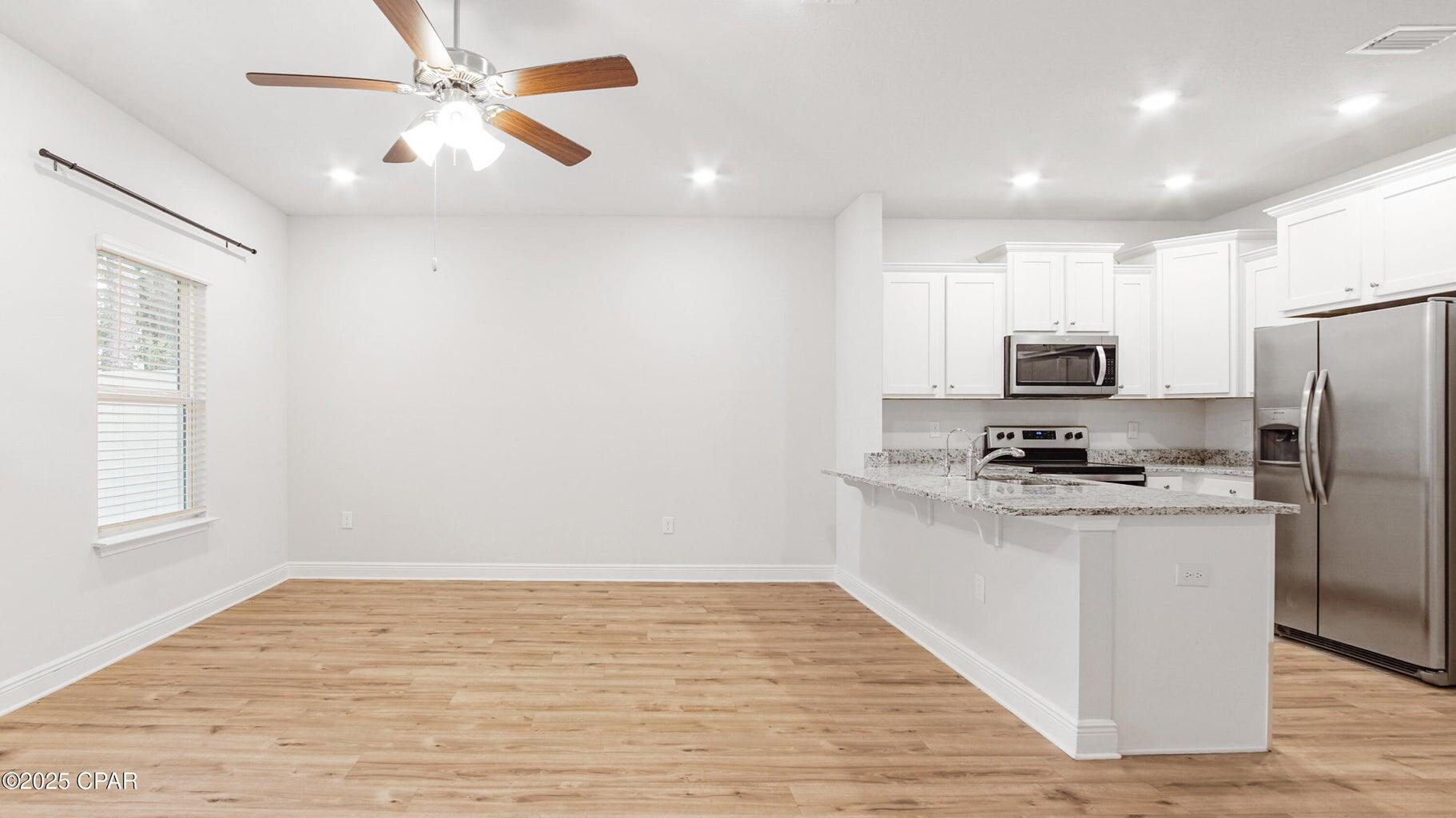 SANDHILL PINES - Residential Lease