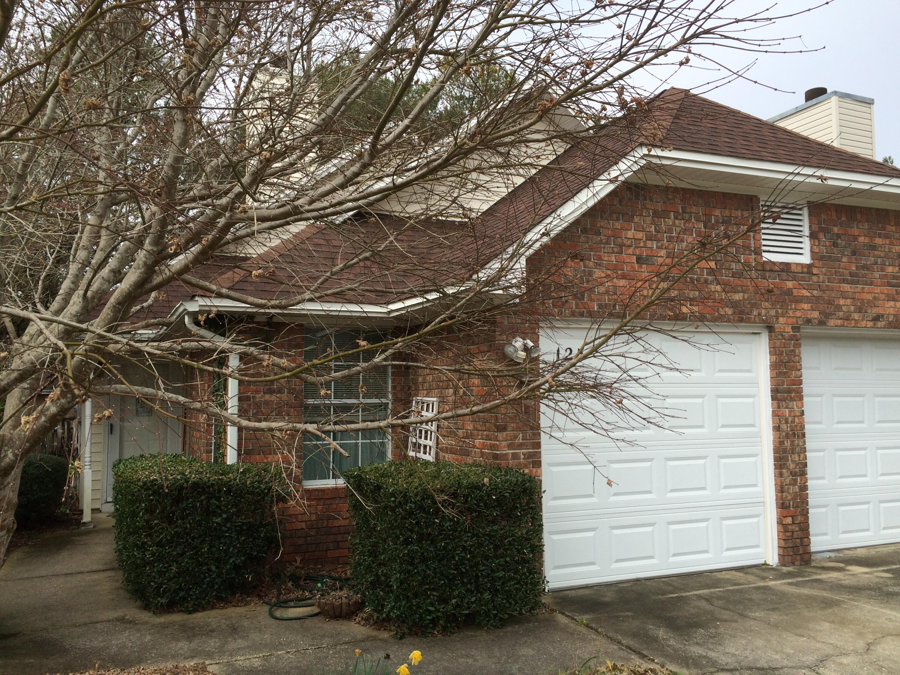 Cute home in Parkwood Circle.  Close to everything, including walk from elementary school.  Front yard lawncare provided by HOA.   New AC small privae backyard.  Each bedroom has its own bathroom.  Open floor plan.  Located in a cul de sac, 10 minutes to the beaches of Destin!