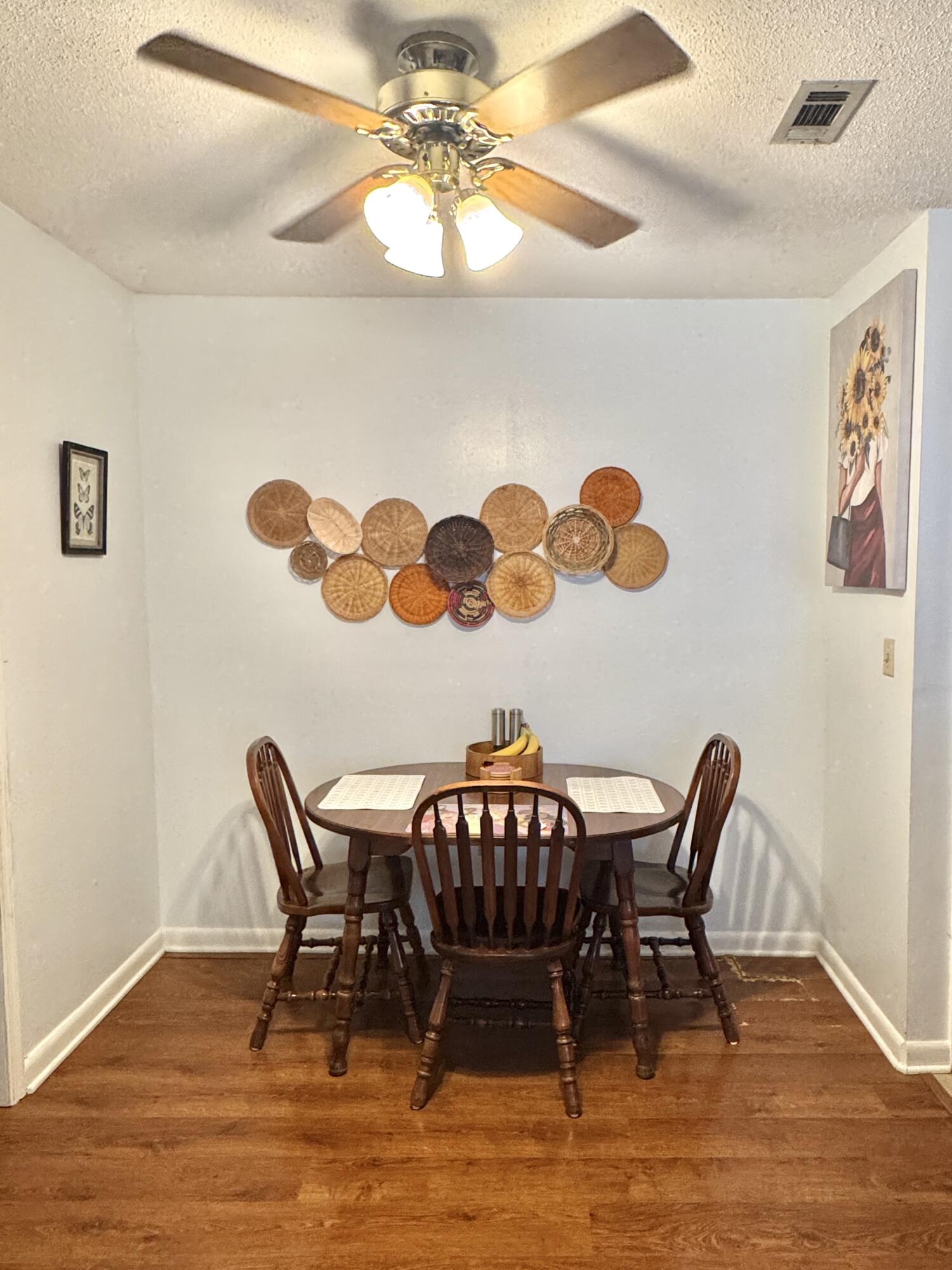 Parkwod Circle - Residential Lease