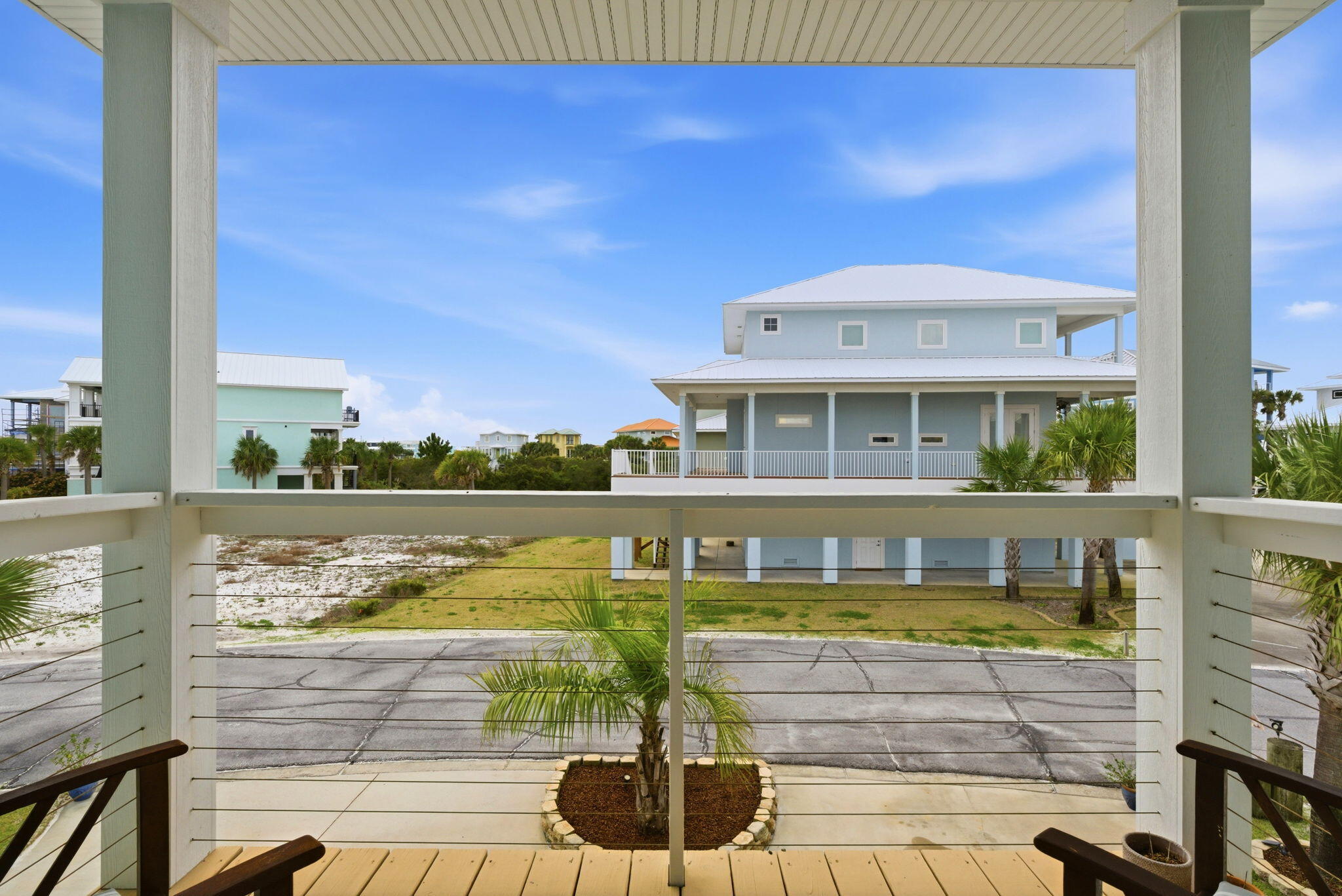 CARIBBEAN ISLES - Residential